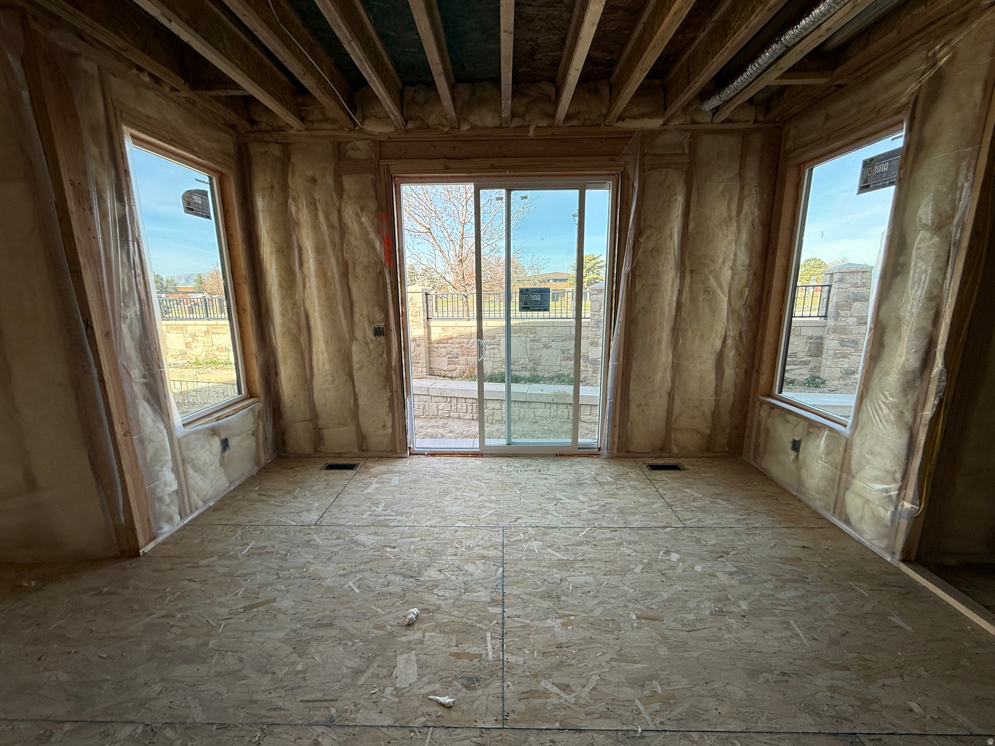 AUTUMN CREST - Residential