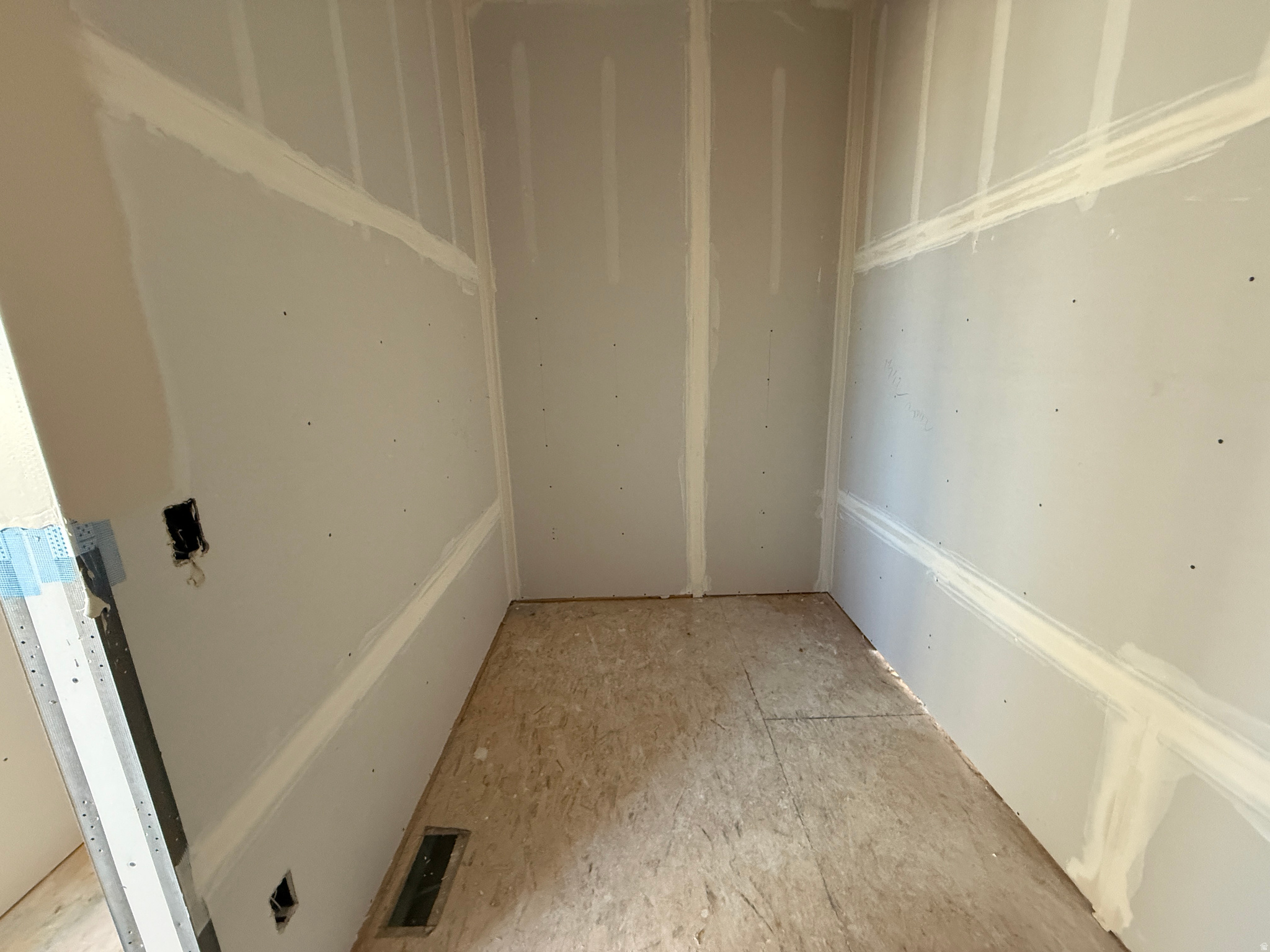 AUTUMN CREST - Residential