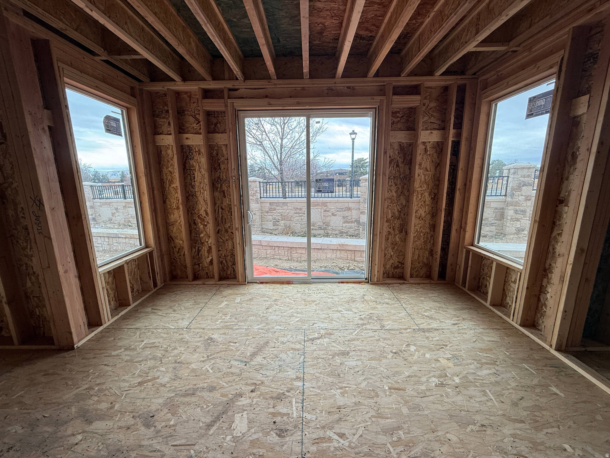 AUTUMN CREST - Residential