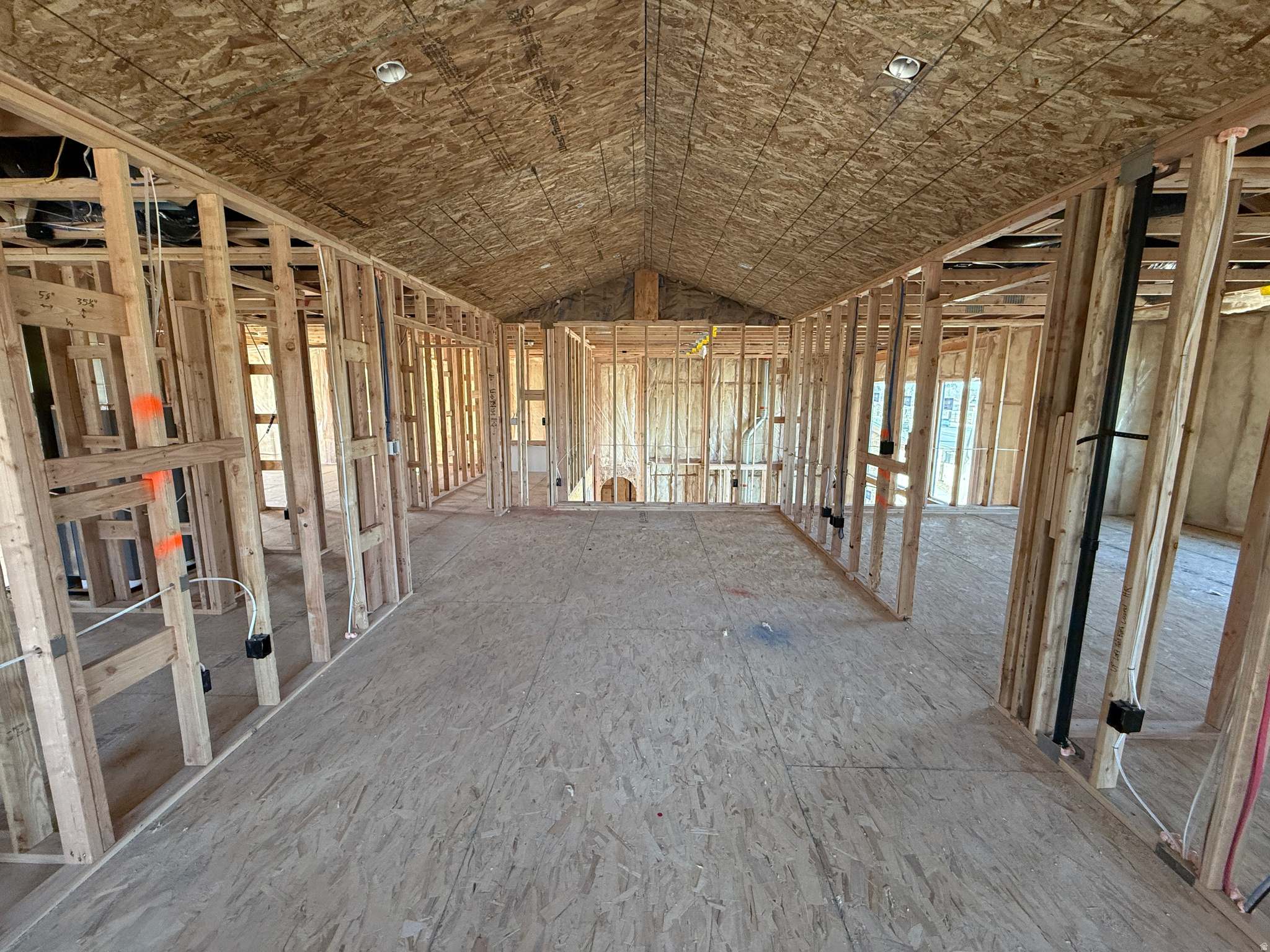 AUTUMN CREST - Residential