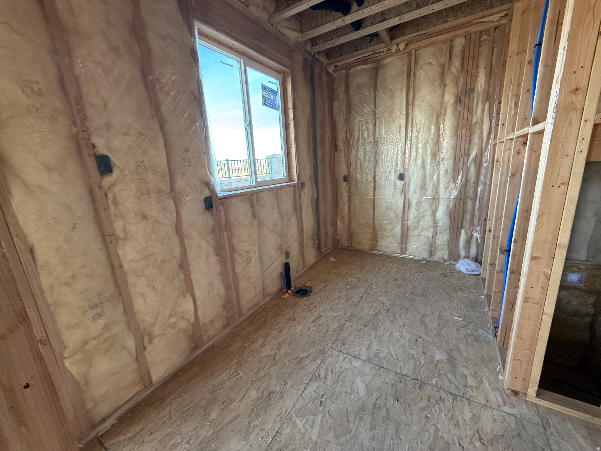 AUTUMN CREST - Residential