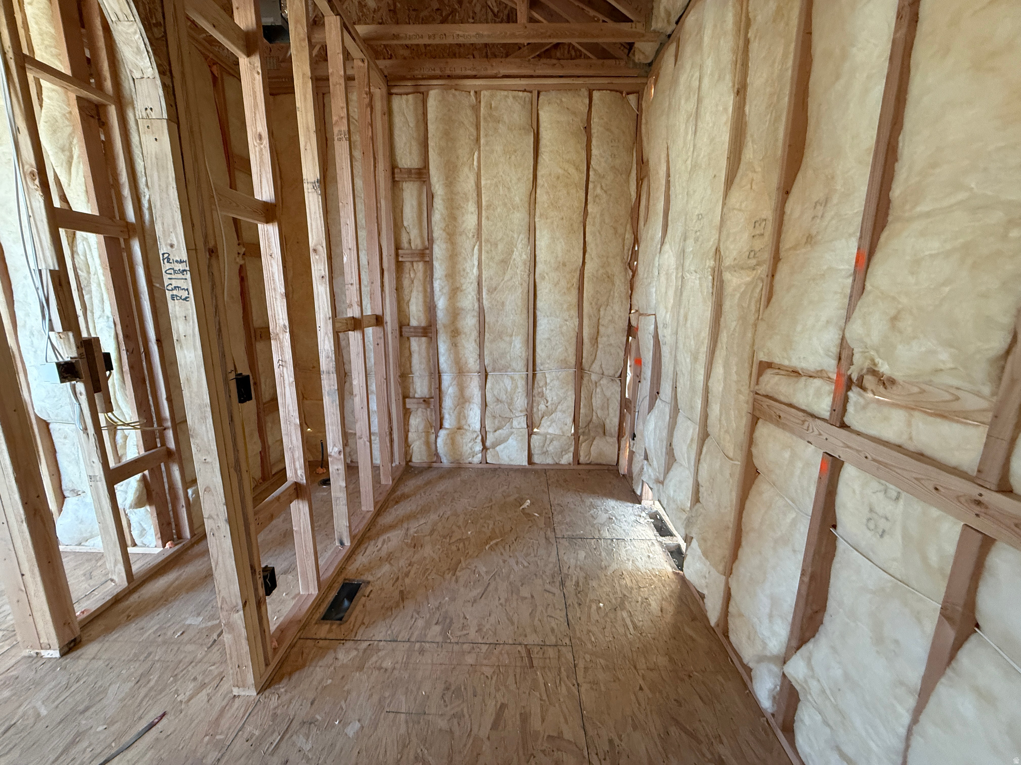 AUTUMN CREST - Residential