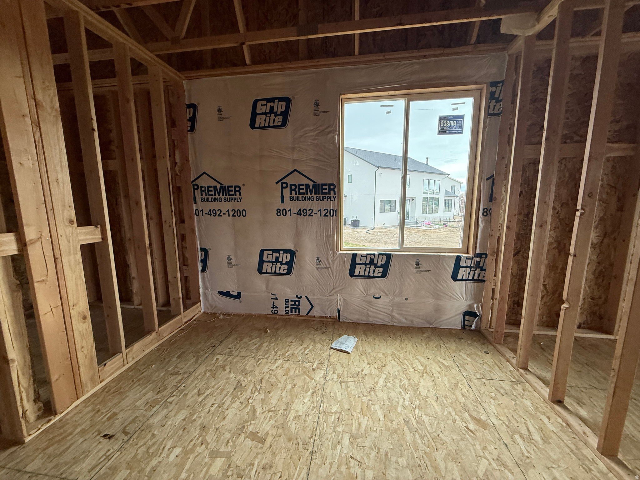 AUTUMN CREST - Residential