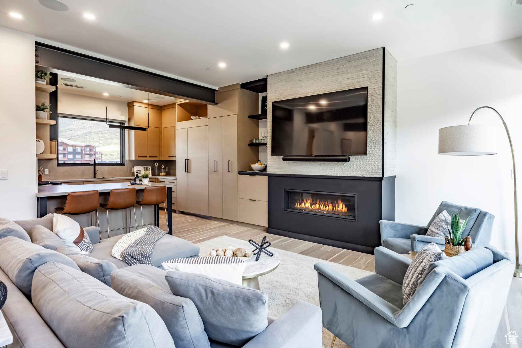 THE RIDGE AT CANYONS - Residential