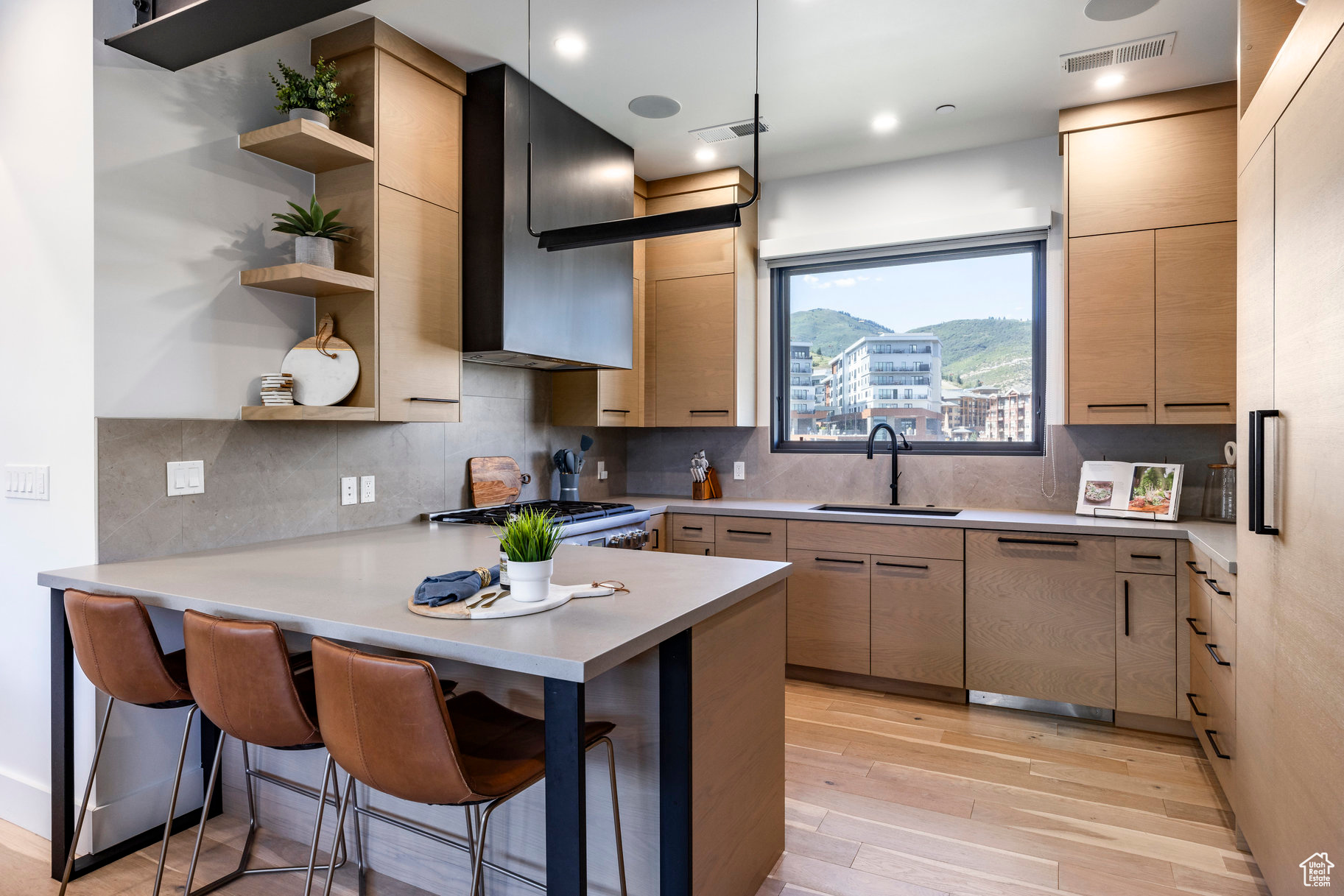 THE RIDGE AT CANYONS - Residential