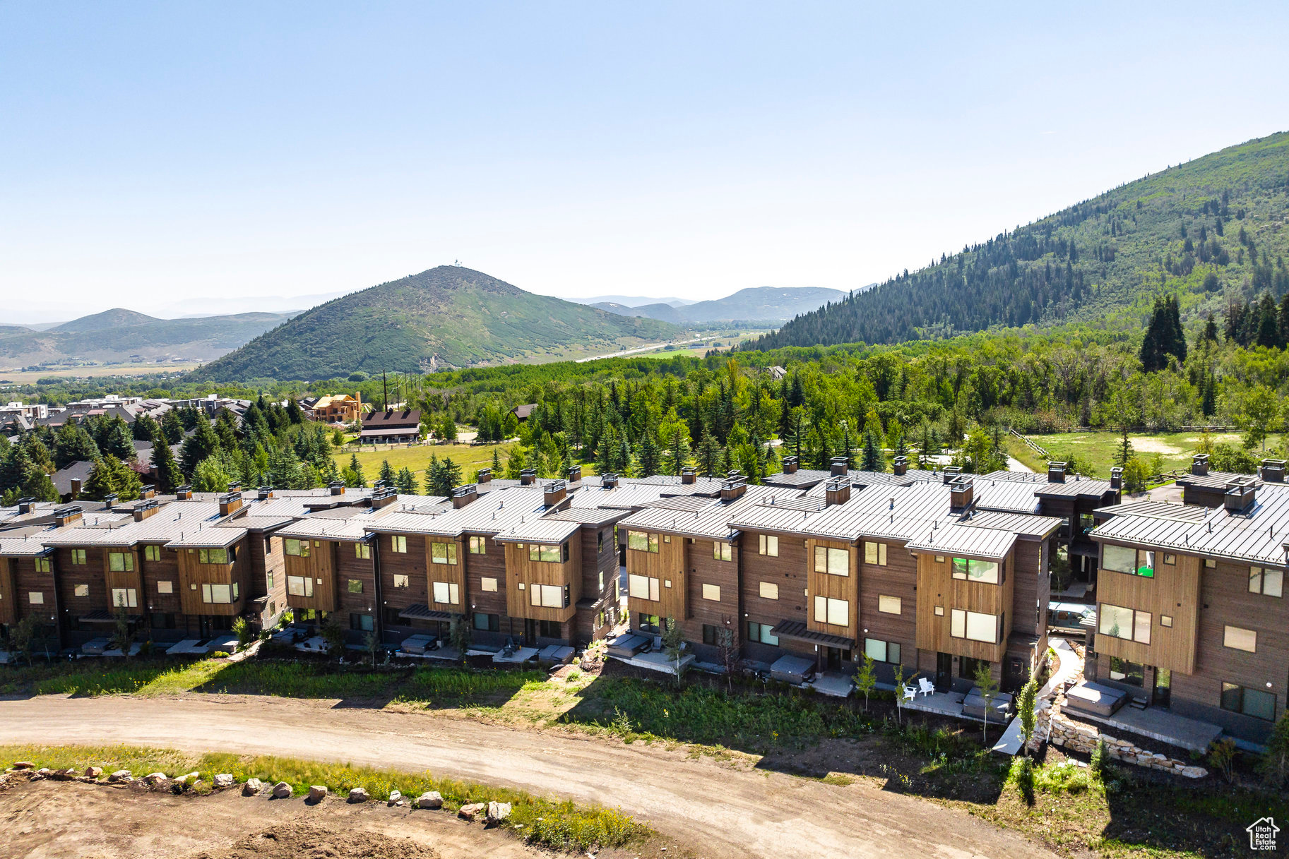 THE RIDGE AT CANYONS - Residential