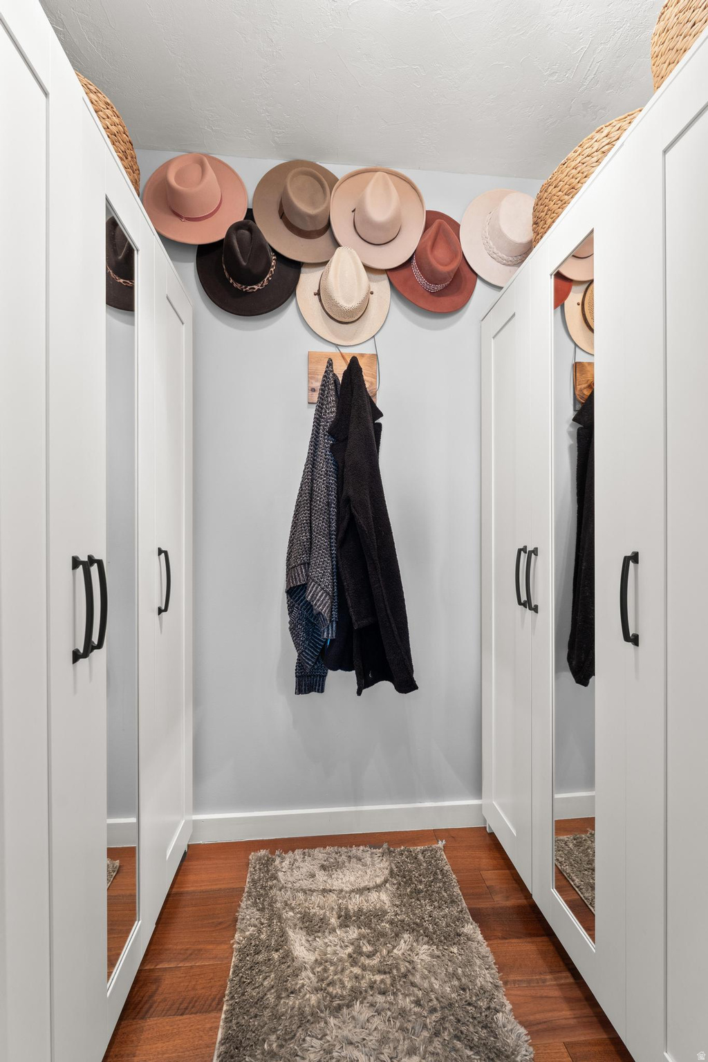 WHITE CITY - Residential