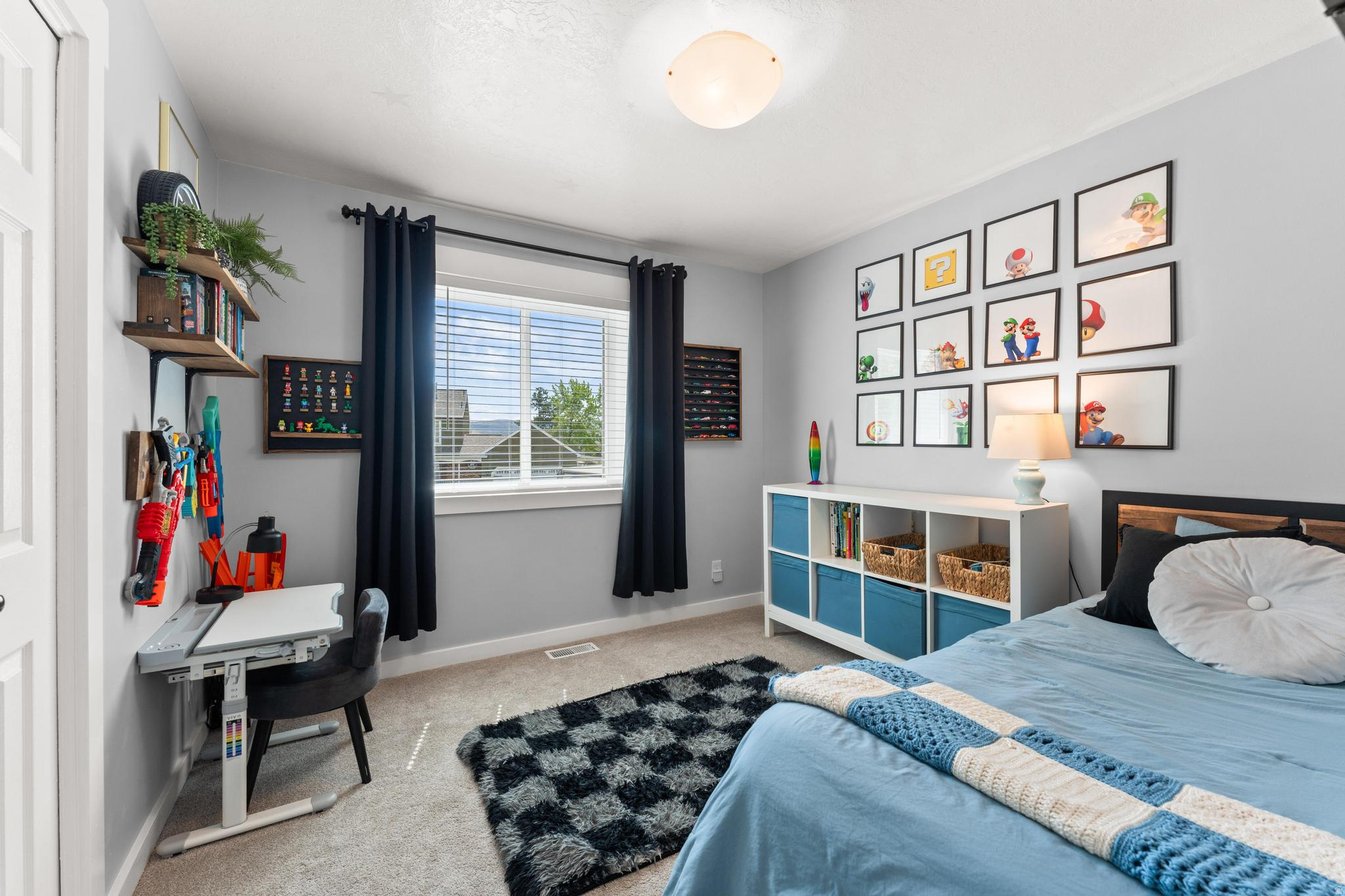 WHITE CITY - Residential