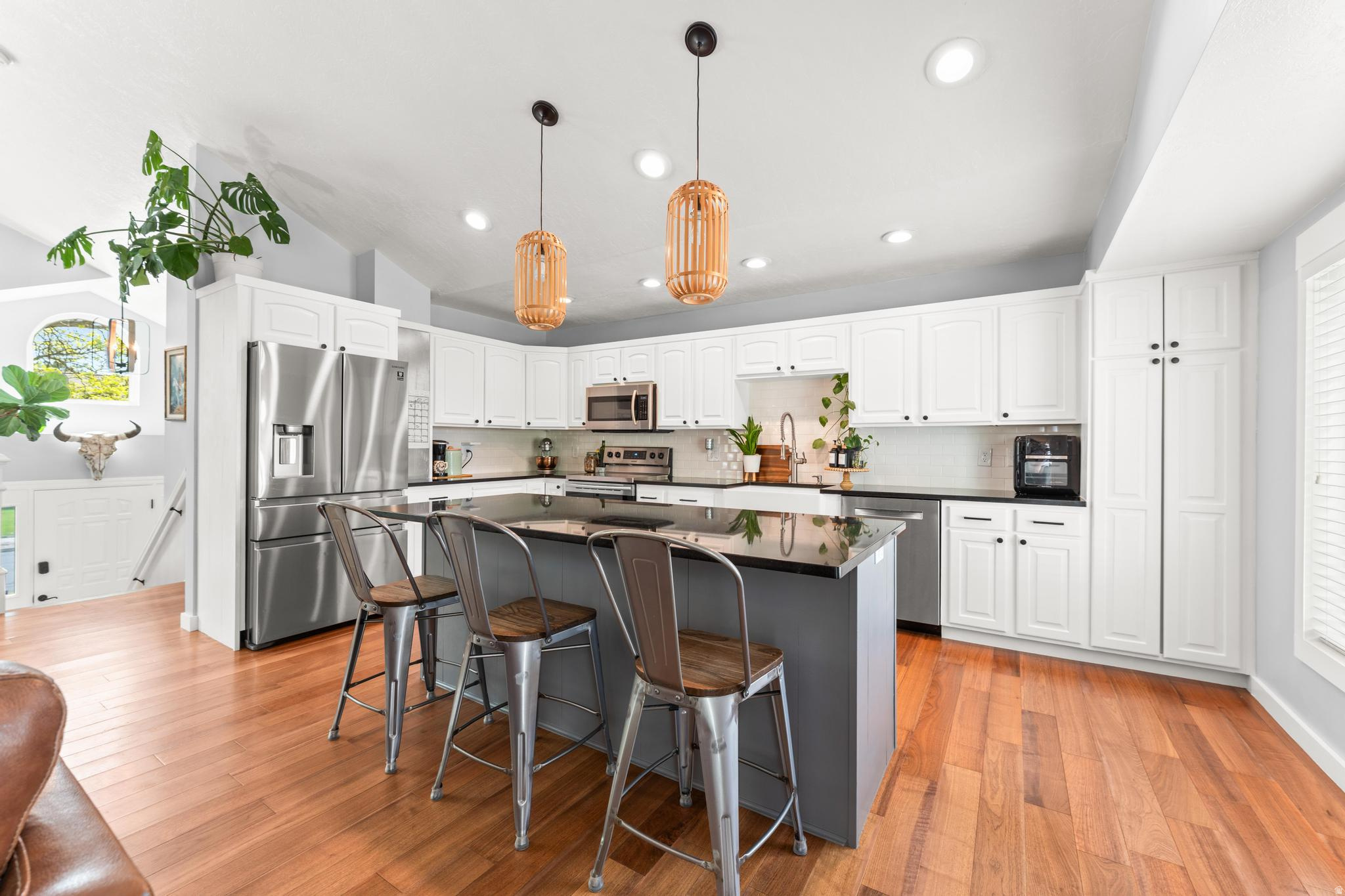 WHITE CITY - Residential