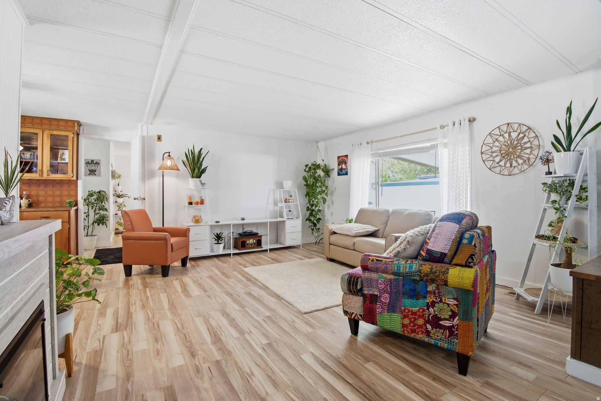 SEVEN CS - Residential
