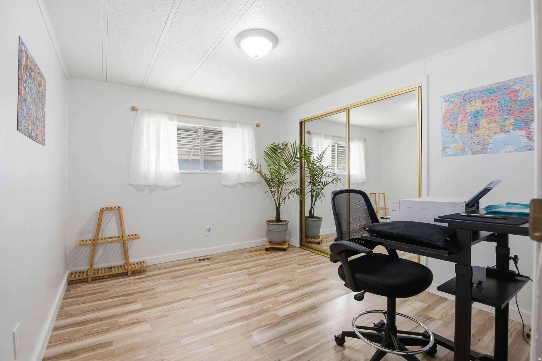 SEVEN CS - Residential