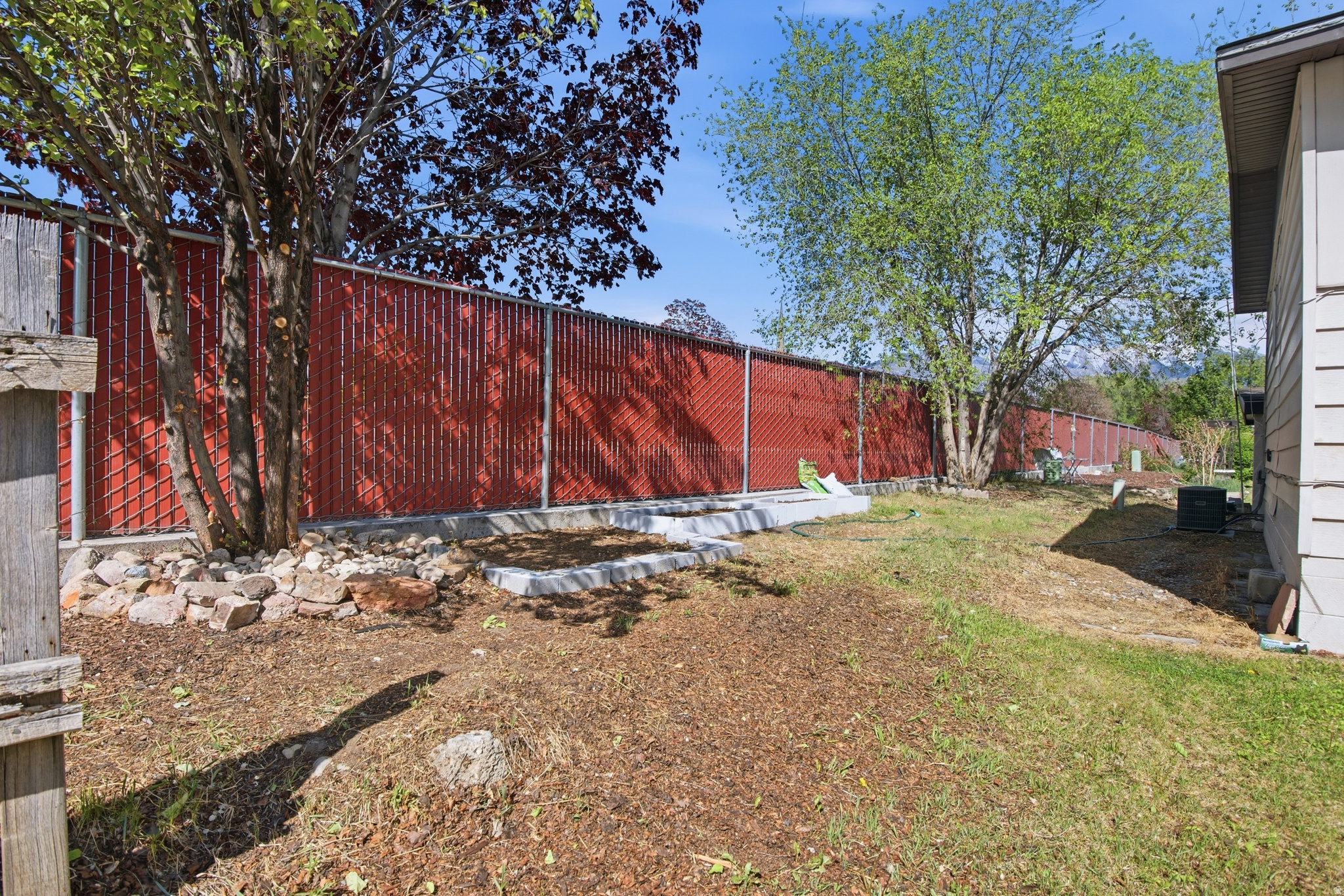 SEVEN CS - Residential