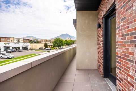Tiny photo for 2250 E MURRAY HOLLADAY RD #201, Holladay, UT 84117 (MLS # 2173511)