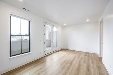 Tiny photo for 2250 E MURRAY HOLLADAY RD #201, Holladay, UT 84117 (MLS # 2173511)