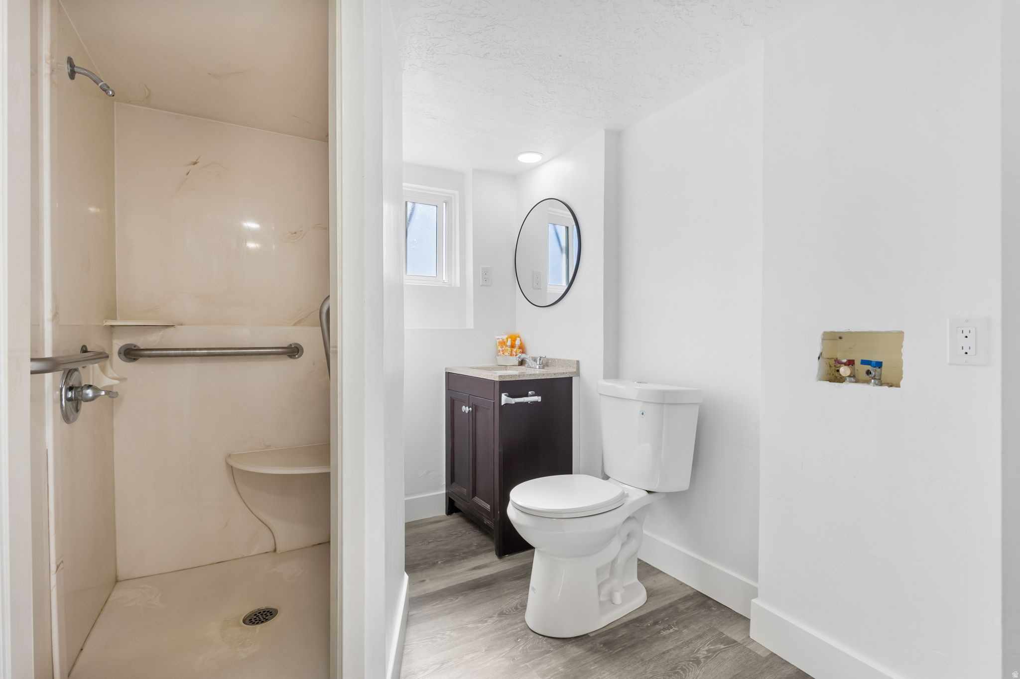 VALLEY DOWN #3 - Residential