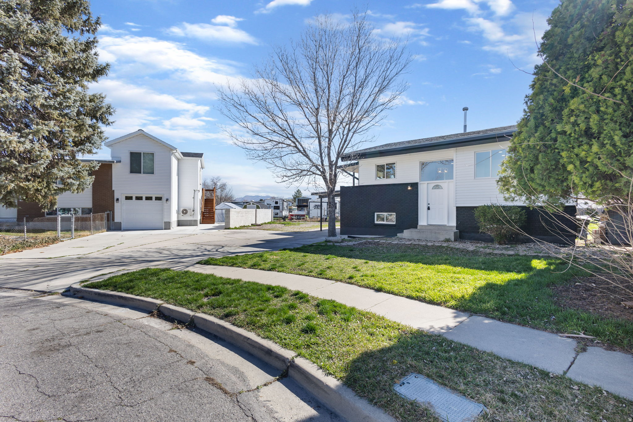 VALLEY DOWN #3 - Residential