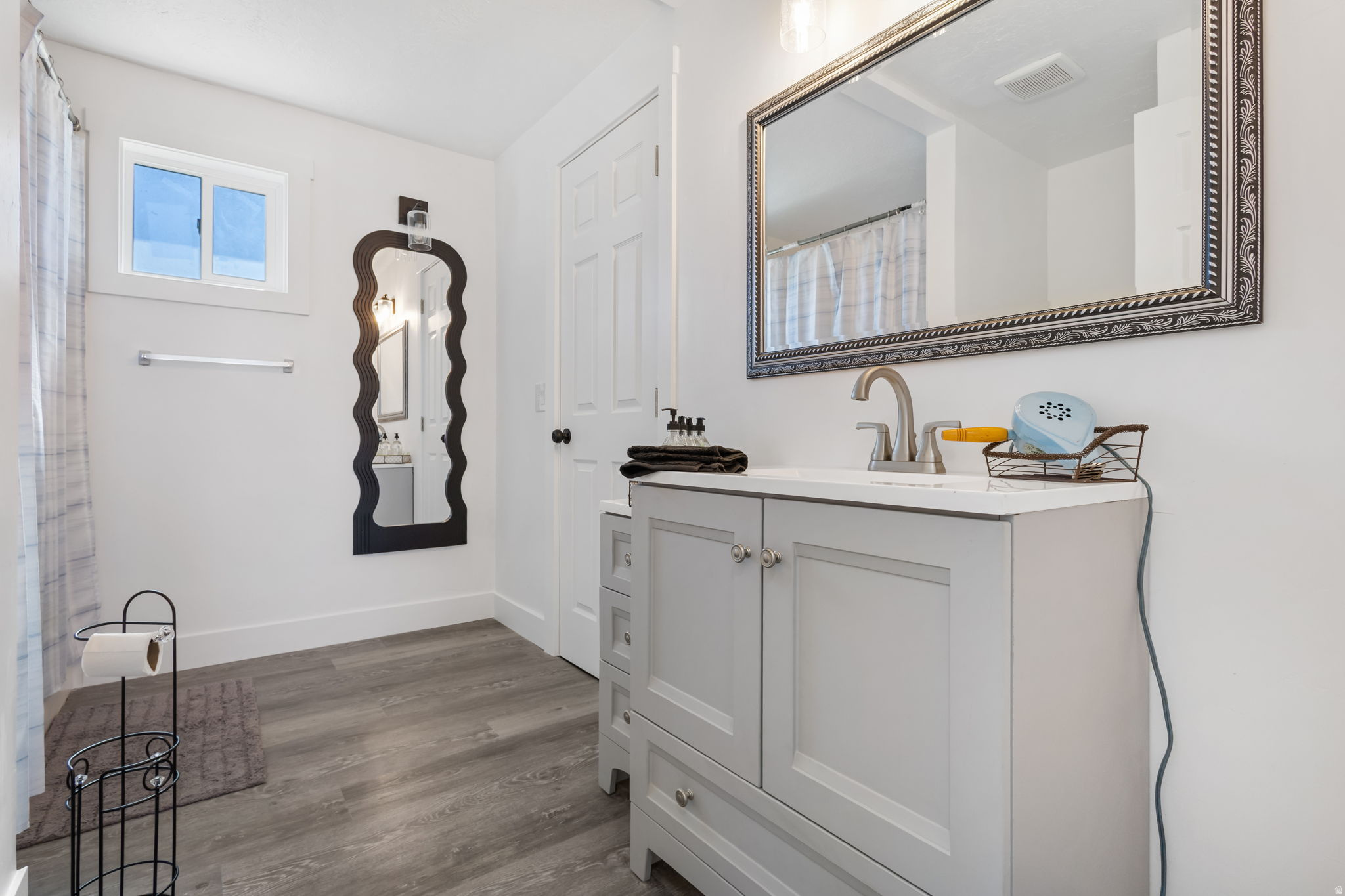 VALLEY DOWN #3 - Residential