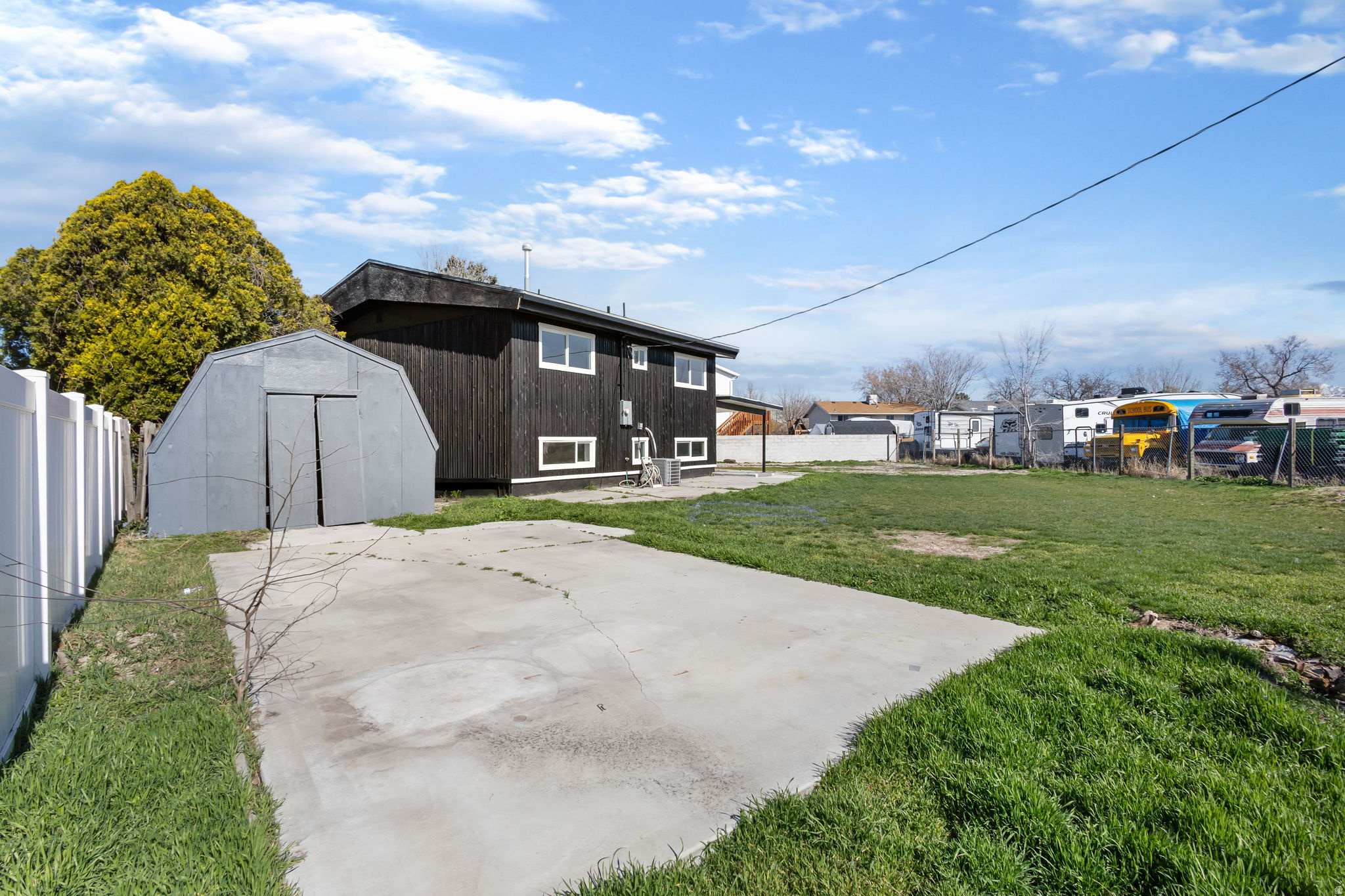 VALLEY DOWN #3 - Residential