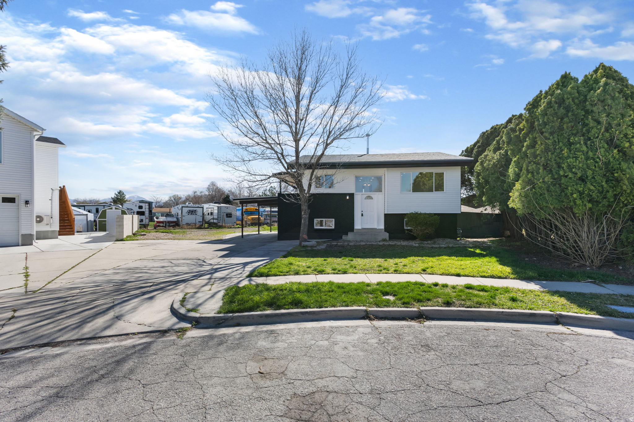 VALLEY DOWN #3 - Residential