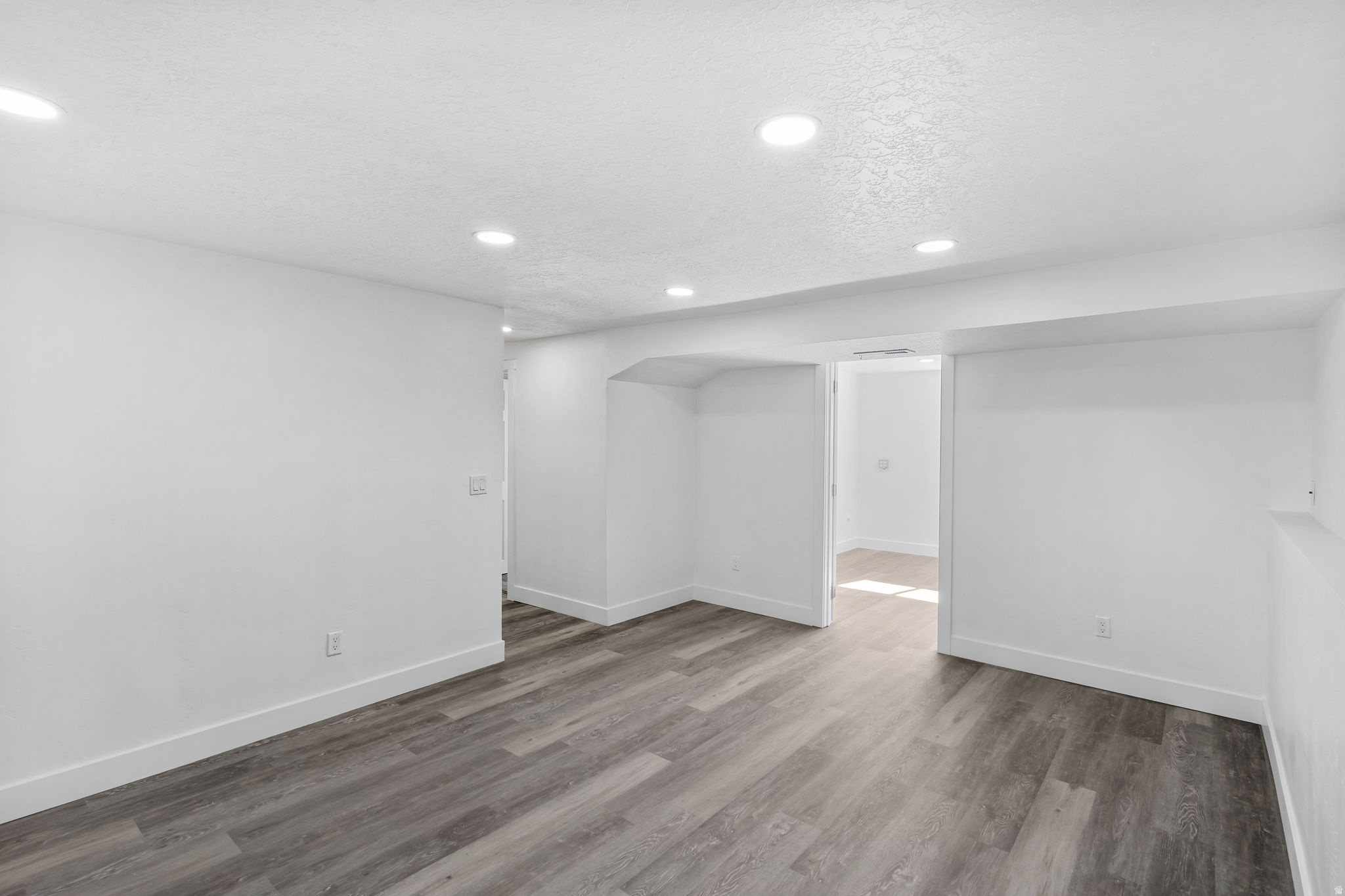 VALLEY DOWN #3 - Residential