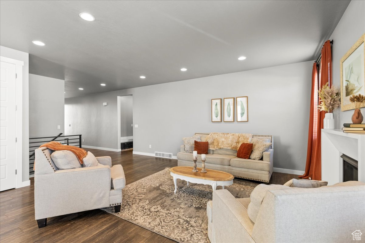 SAGEWOOD VILLAGE SUBDIVISION - Residential