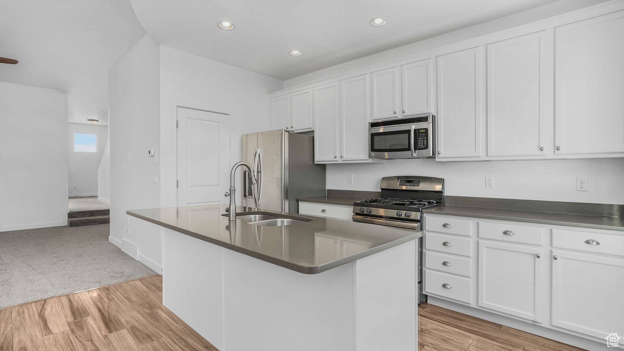 5073 W Stockfield Ln, Herriman, Utah image 4