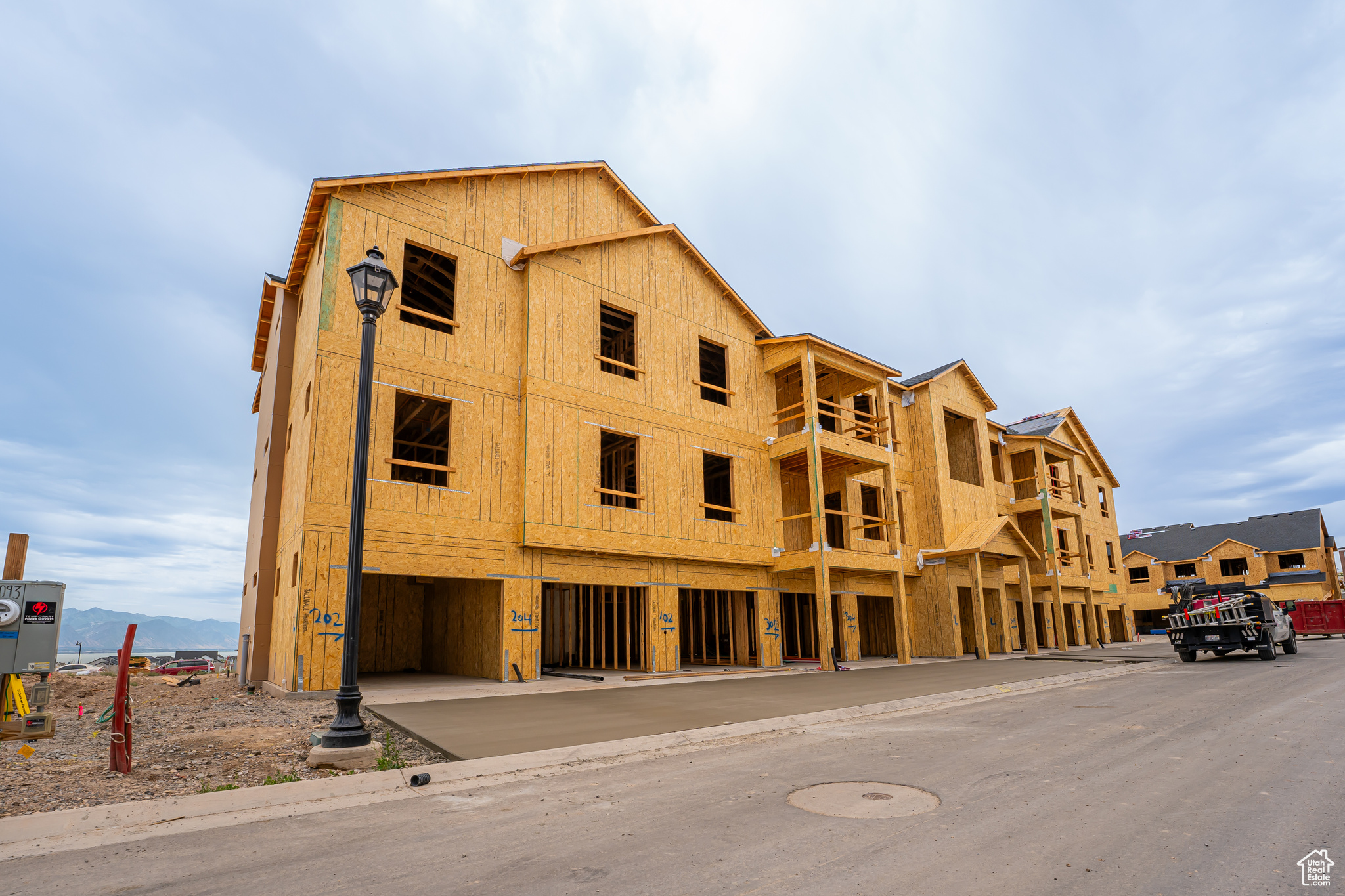 HIGHRIDGE - Residential