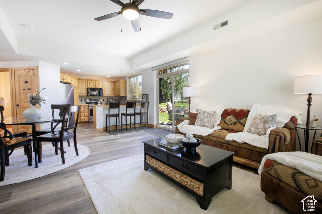 Photo of 6144 N FOX POINTE CIR #B-1, Park City, UT 84098 (MLS # 2193192)