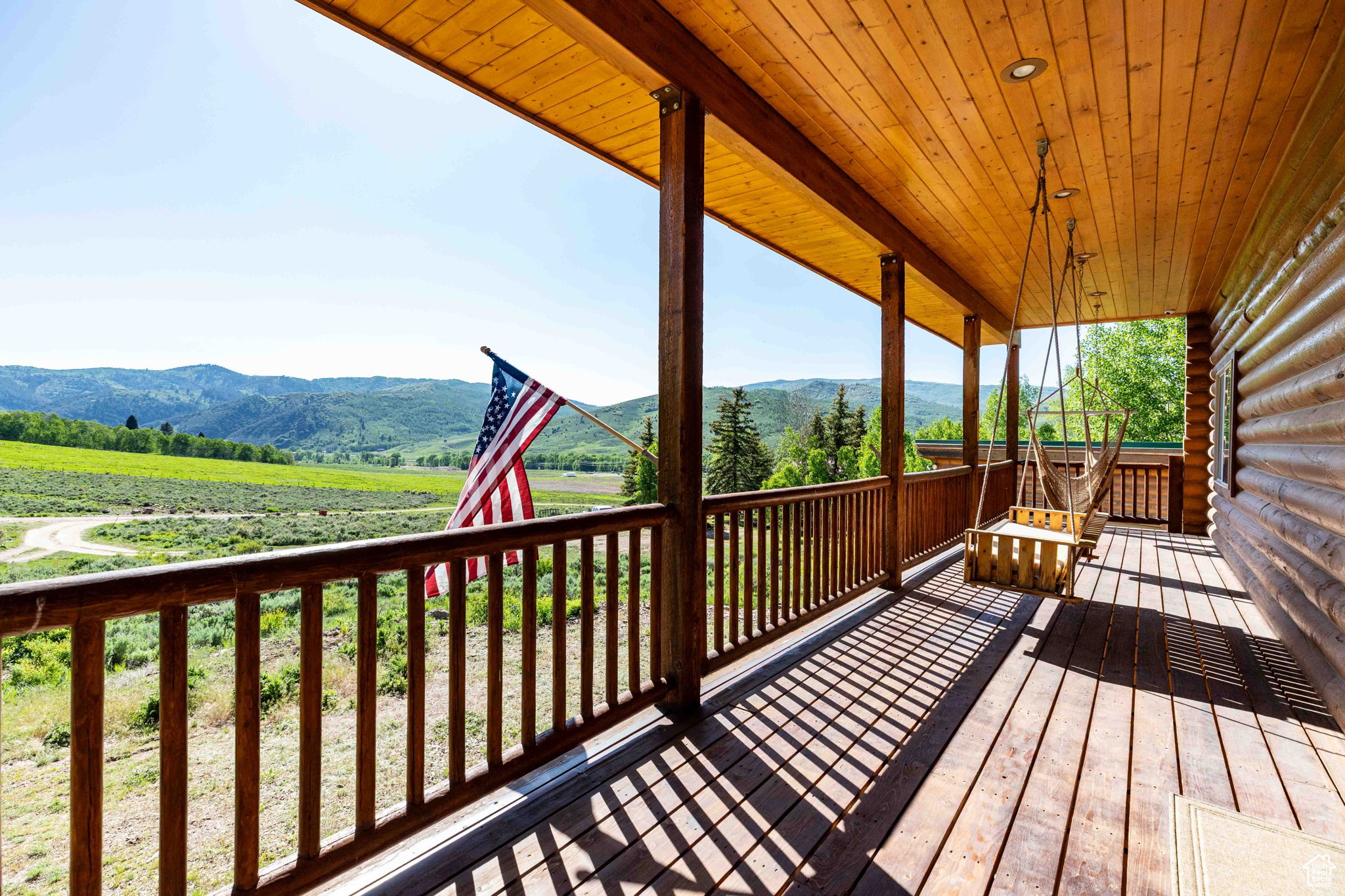 MEADOW VIEW RANCH - Residential Lease