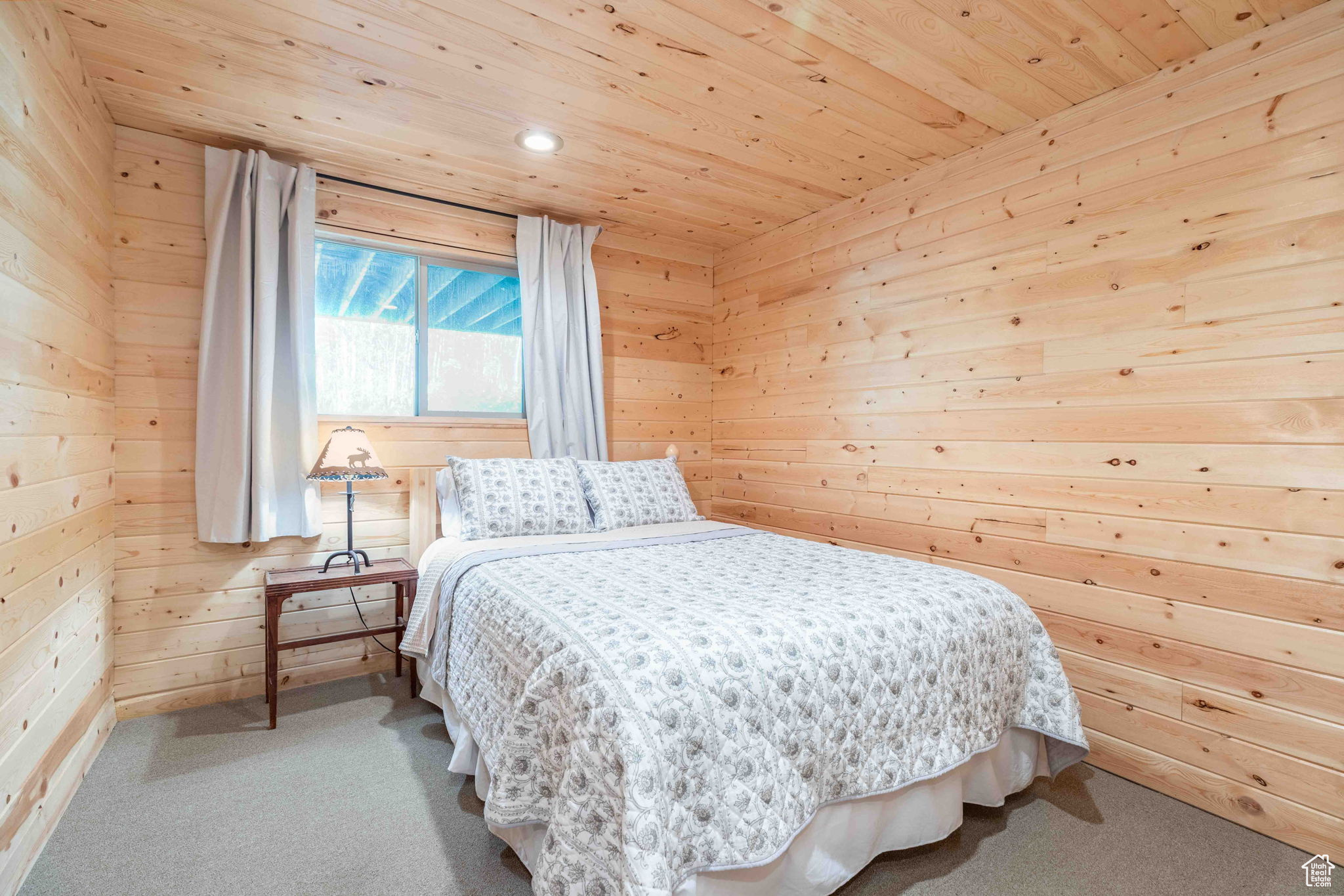 MEADOW VIEW RANCH - Residential Lease