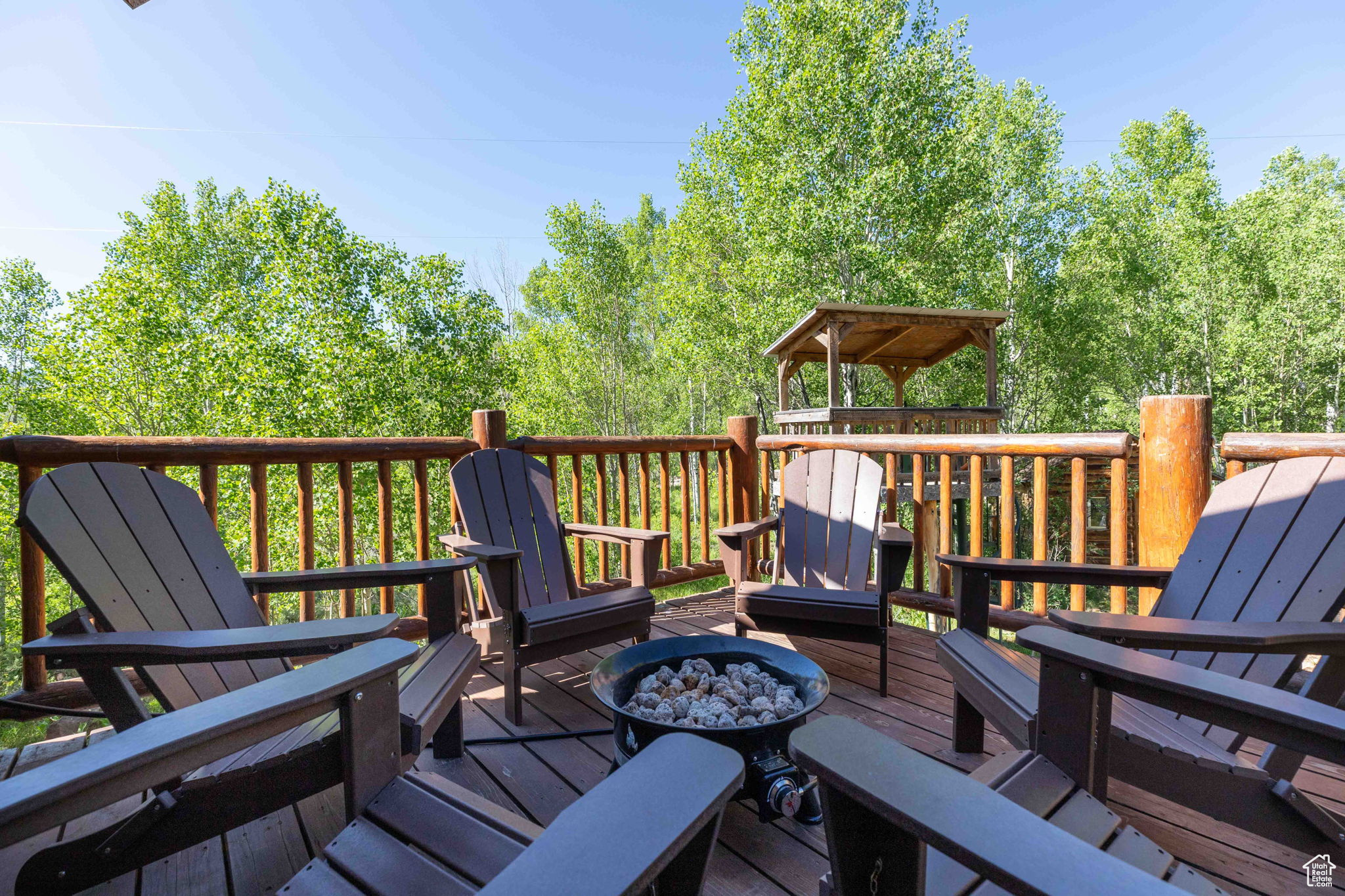 MEADOW VIEW RANCH - Residential Lease