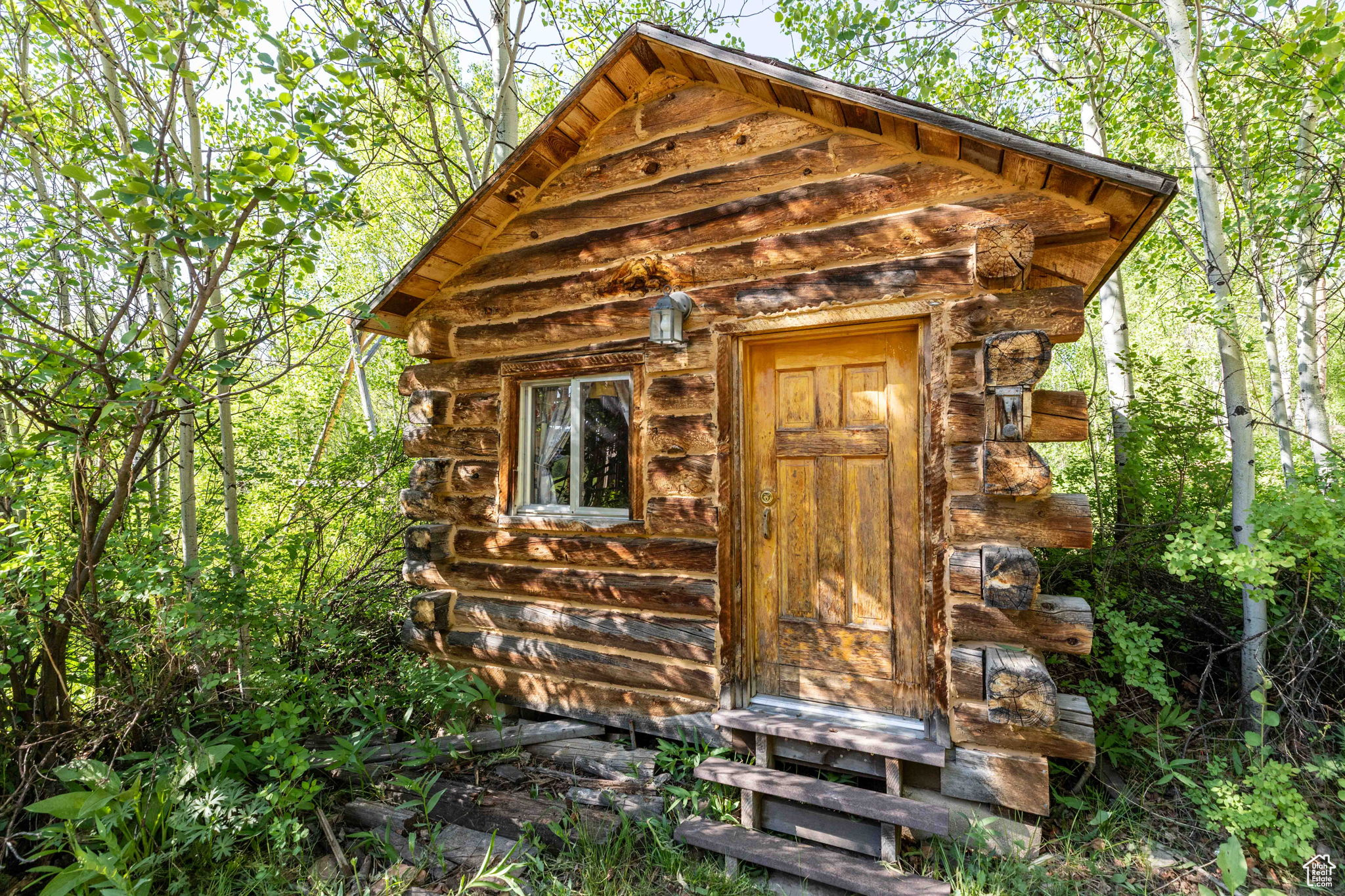 MEADOW VIEW RANCH - Residential Lease