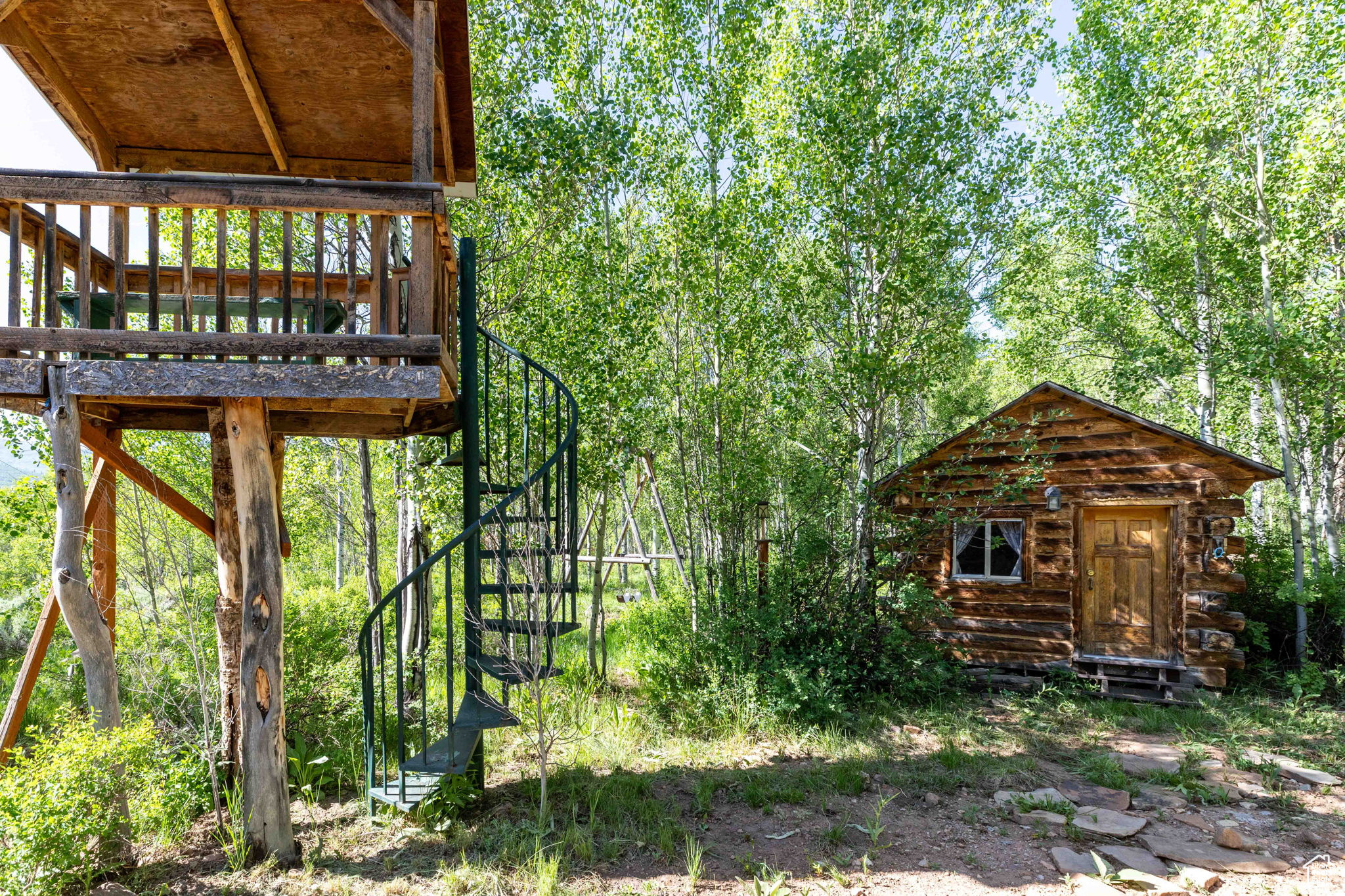 MEADOW VIEW RANCH - Residential Lease