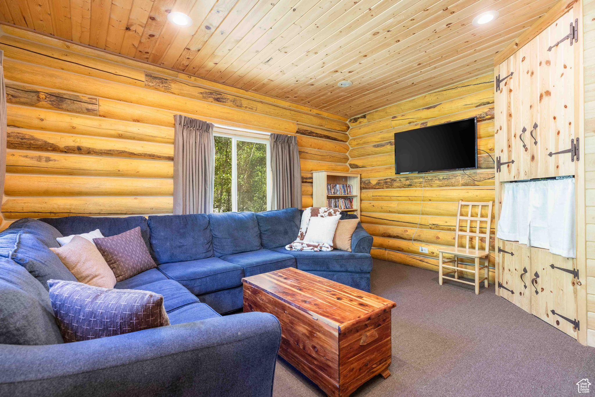 MEADOW VIEW RANCH - Residential Lease