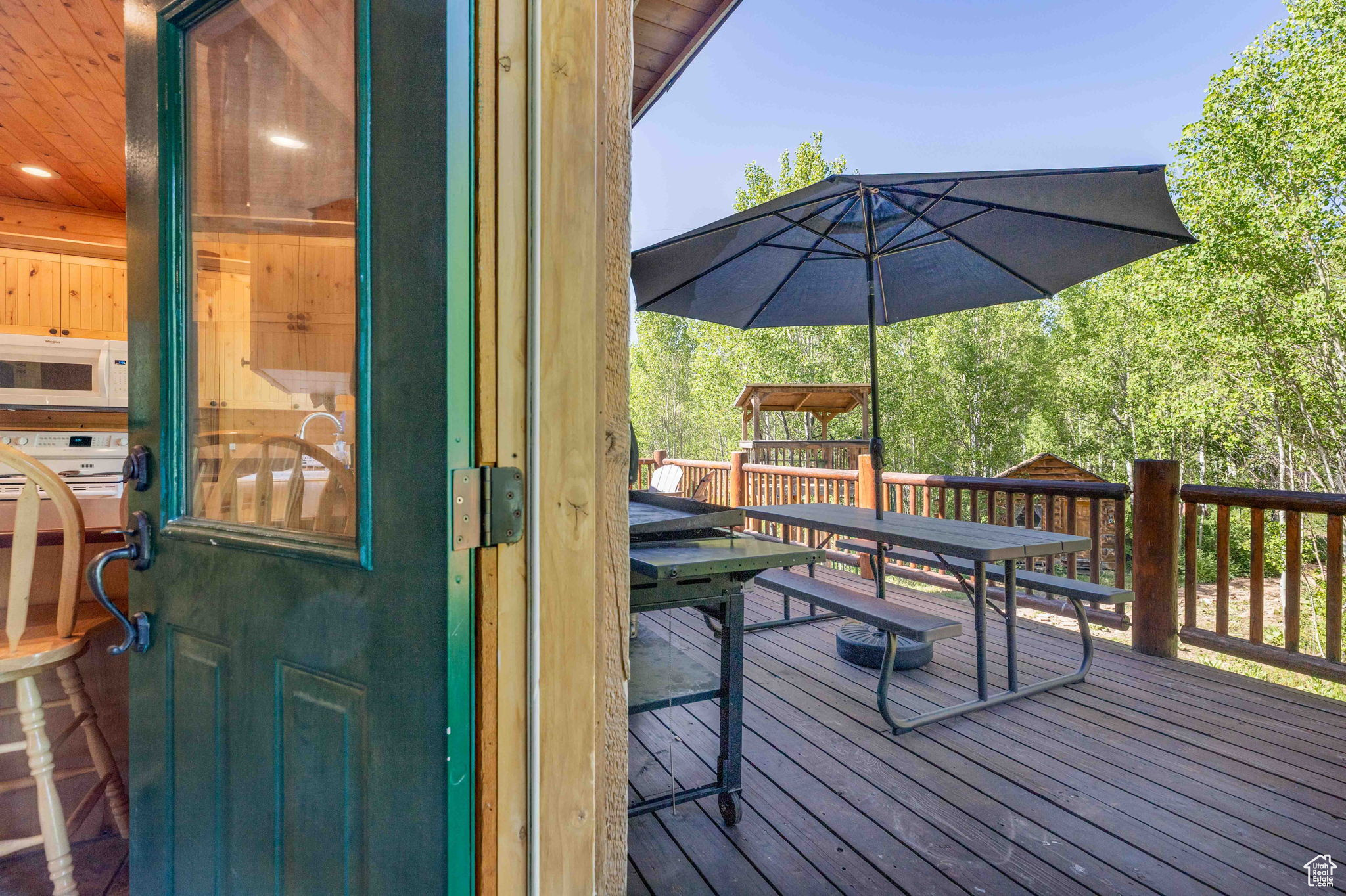 MEADOW VIEW RANCH - Residential Lease