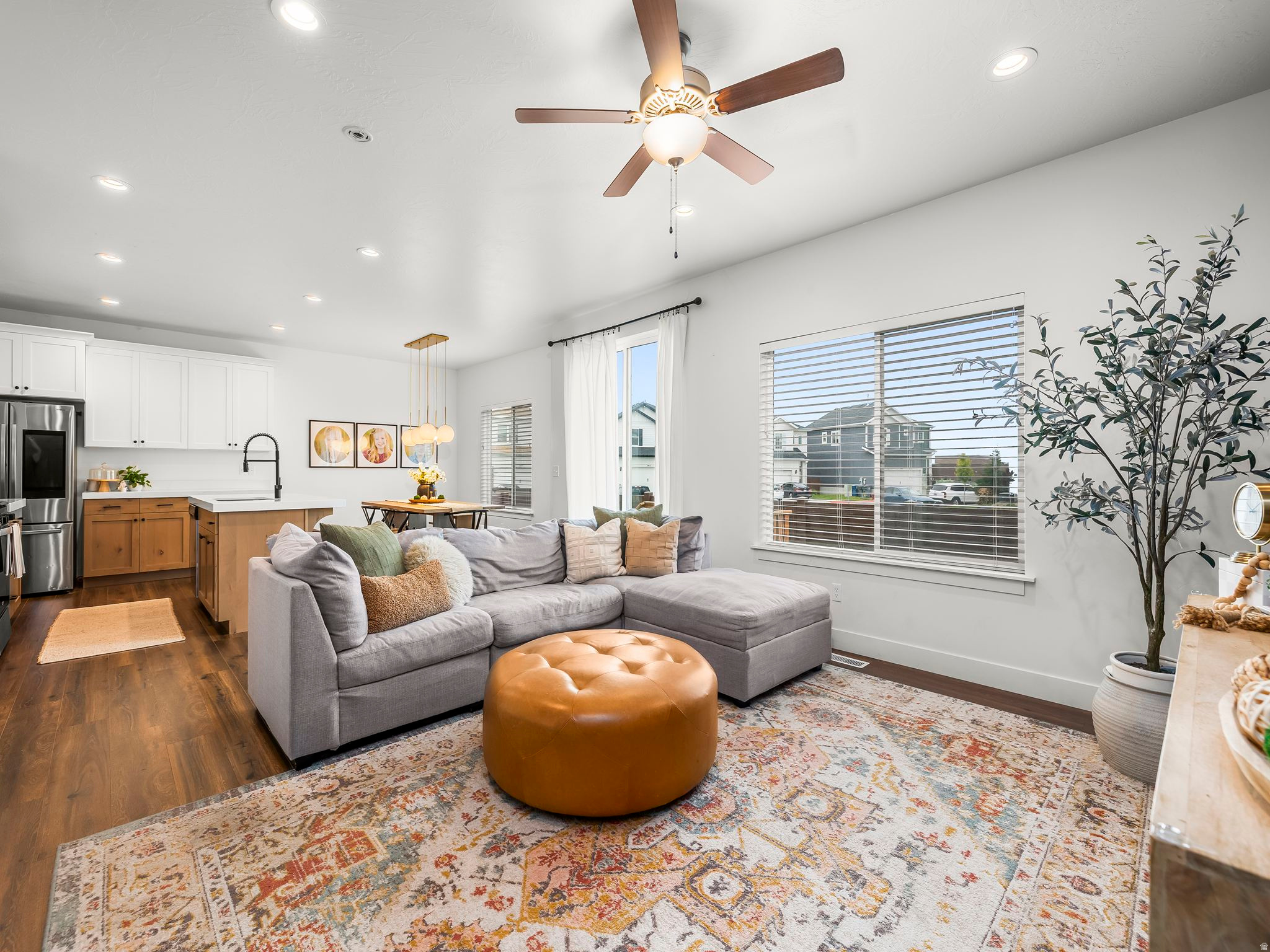WINDSOR - Residential