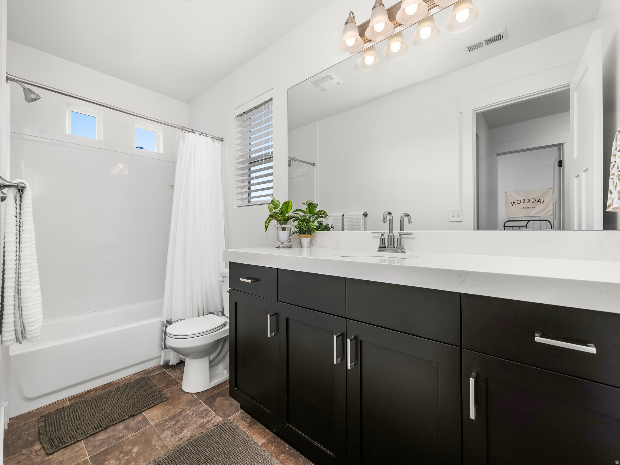 WINDSOR - Residential