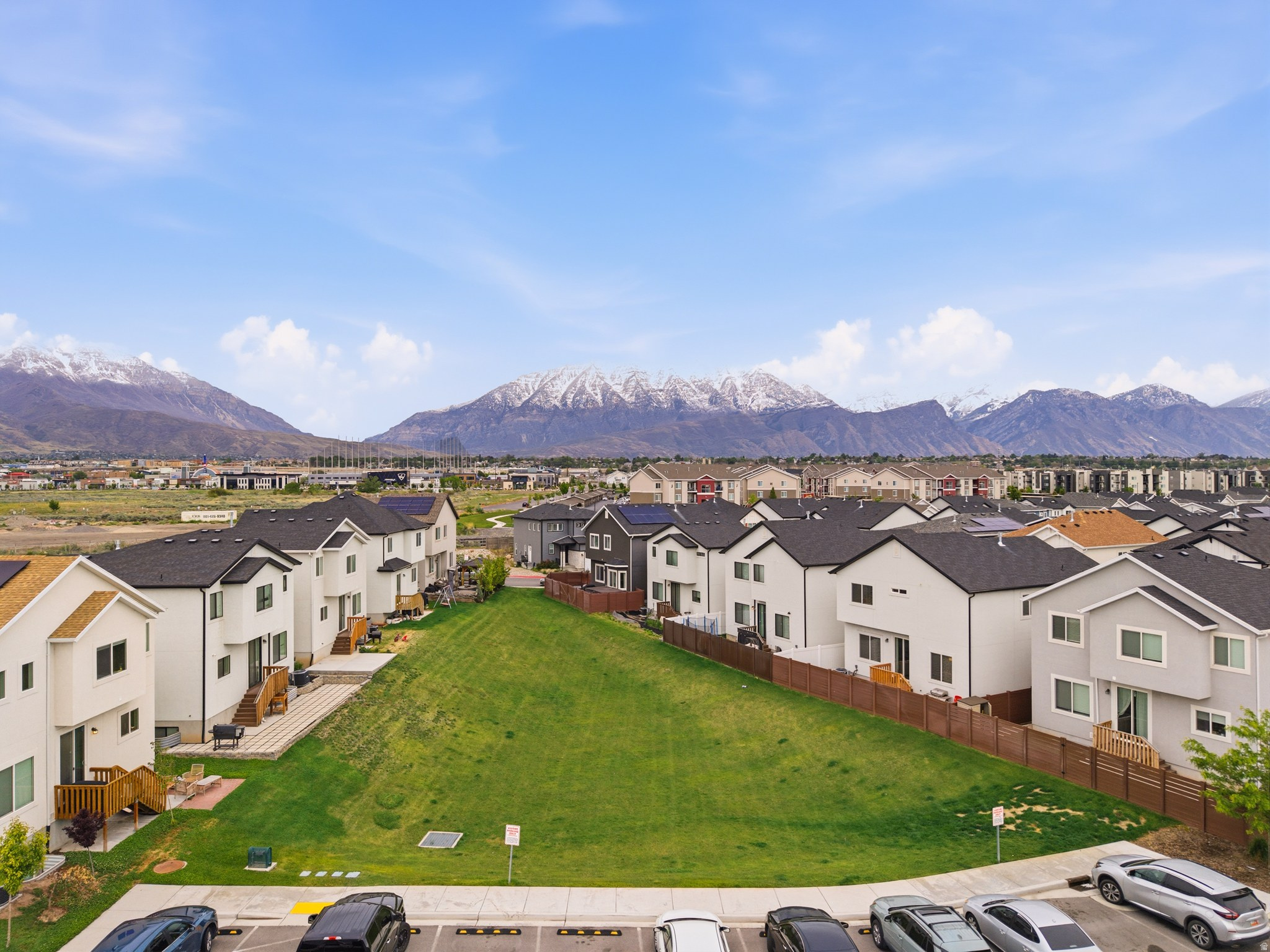 WINDSOR - Residential