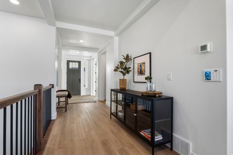 Tiny photo for 624 N LEGEND CIR #480, Mapleton, UT 84664 (MLS # 2143686)