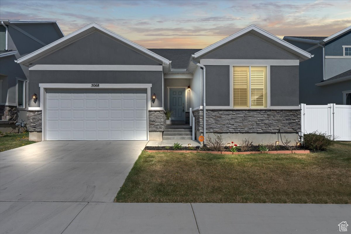 5068 W Blythswood Ln, Herriman, Utah image 1