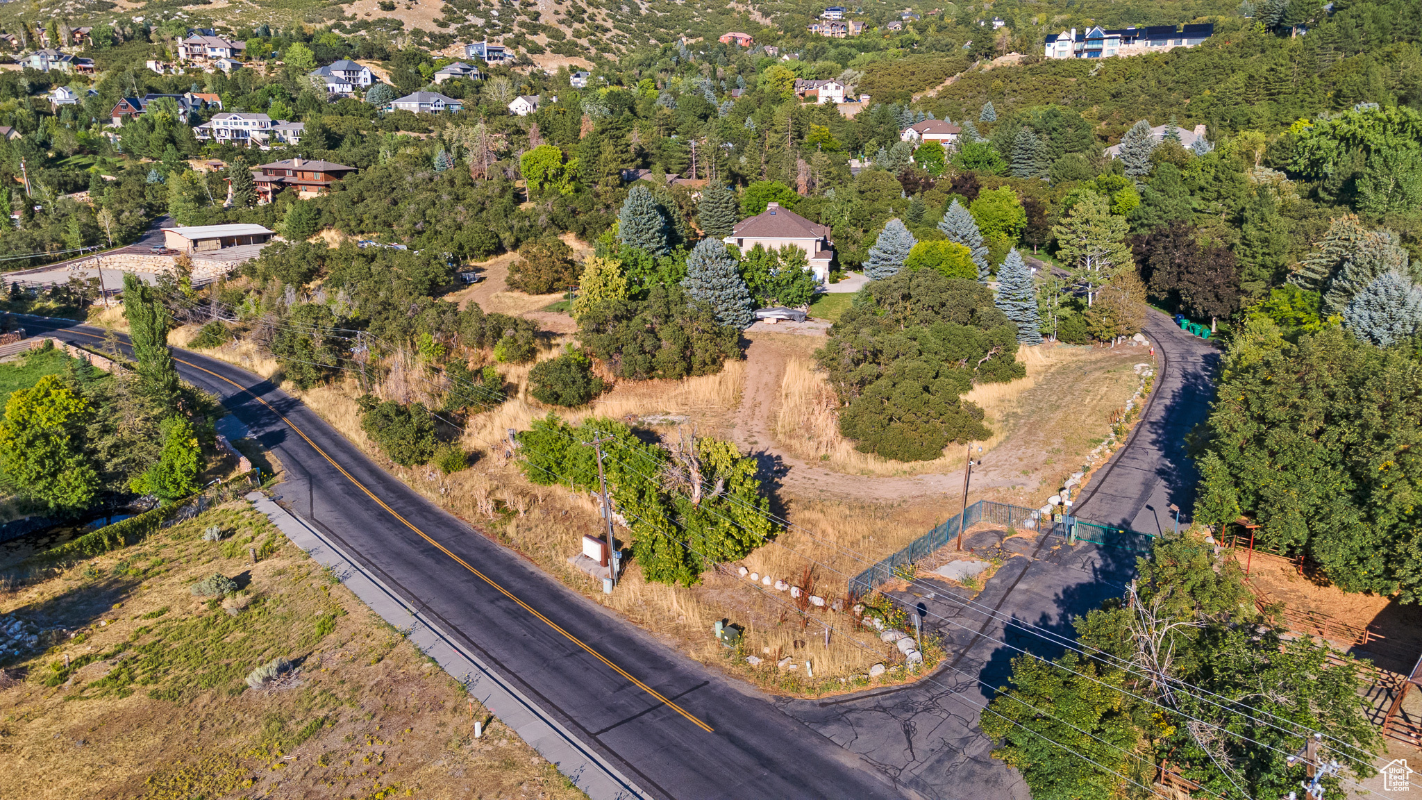 10665 S Dimple Dell Dr, Sandy, Utah image 2