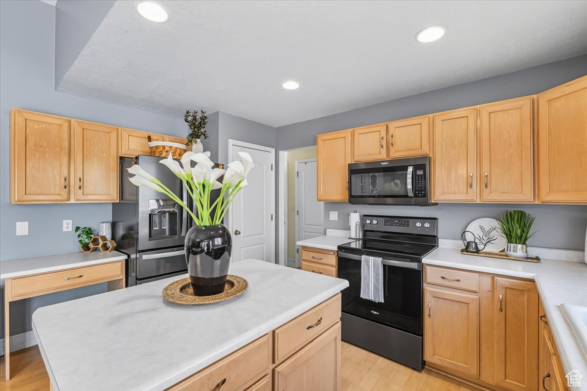 ASCOT DOWNS - Residential