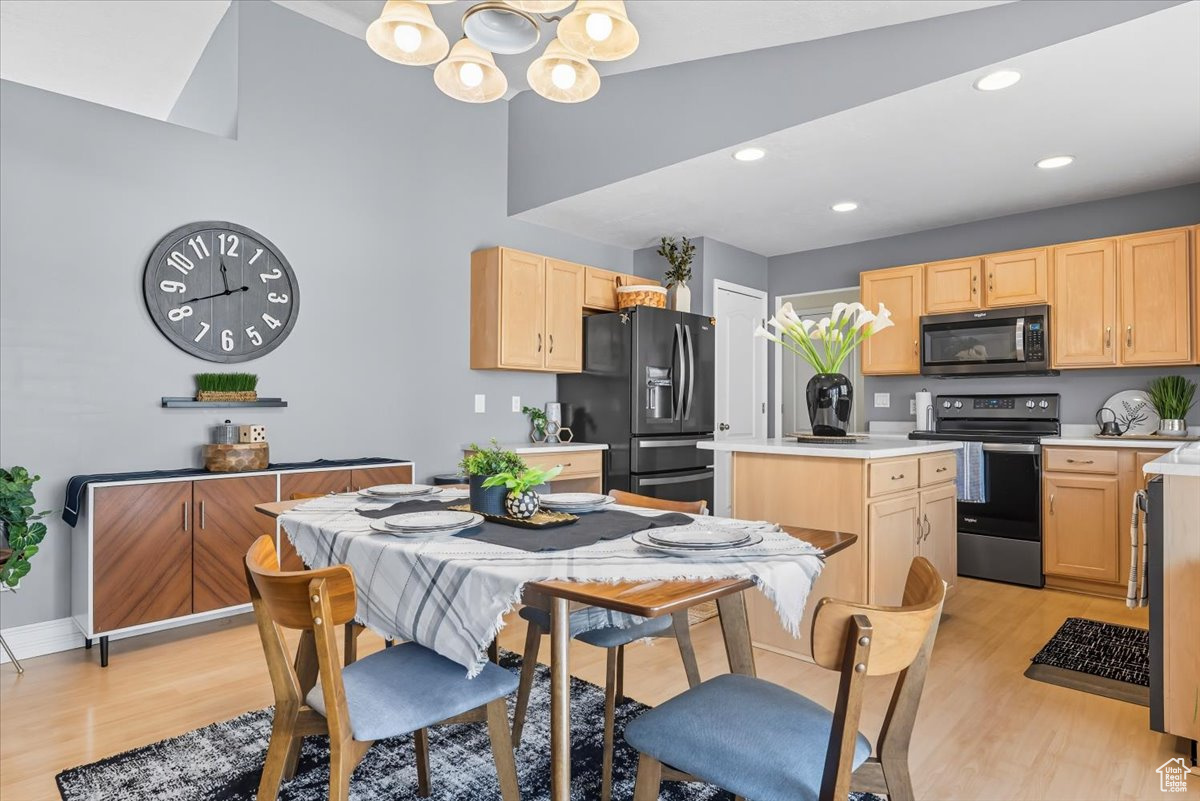 ASCOT DOWNS - Residential