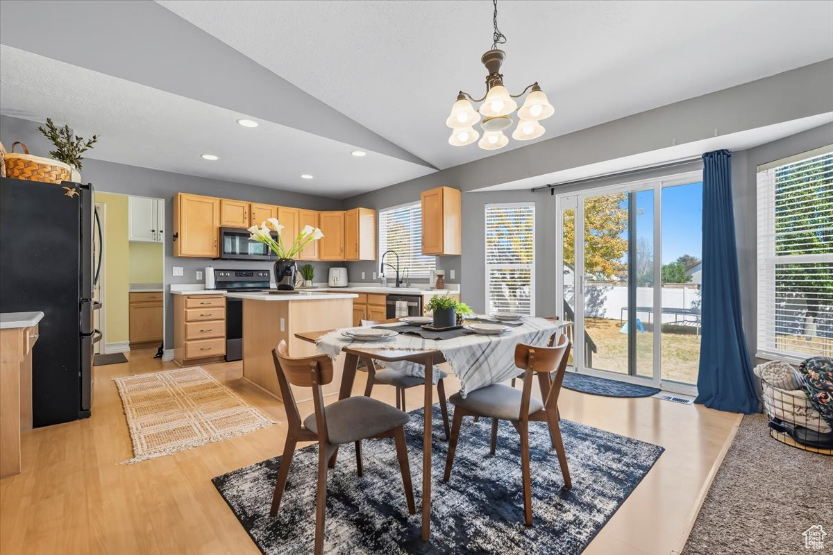 ASCOT DOWNS - Residential