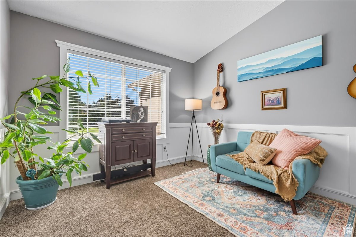 ASCOT DOWNS - Residential