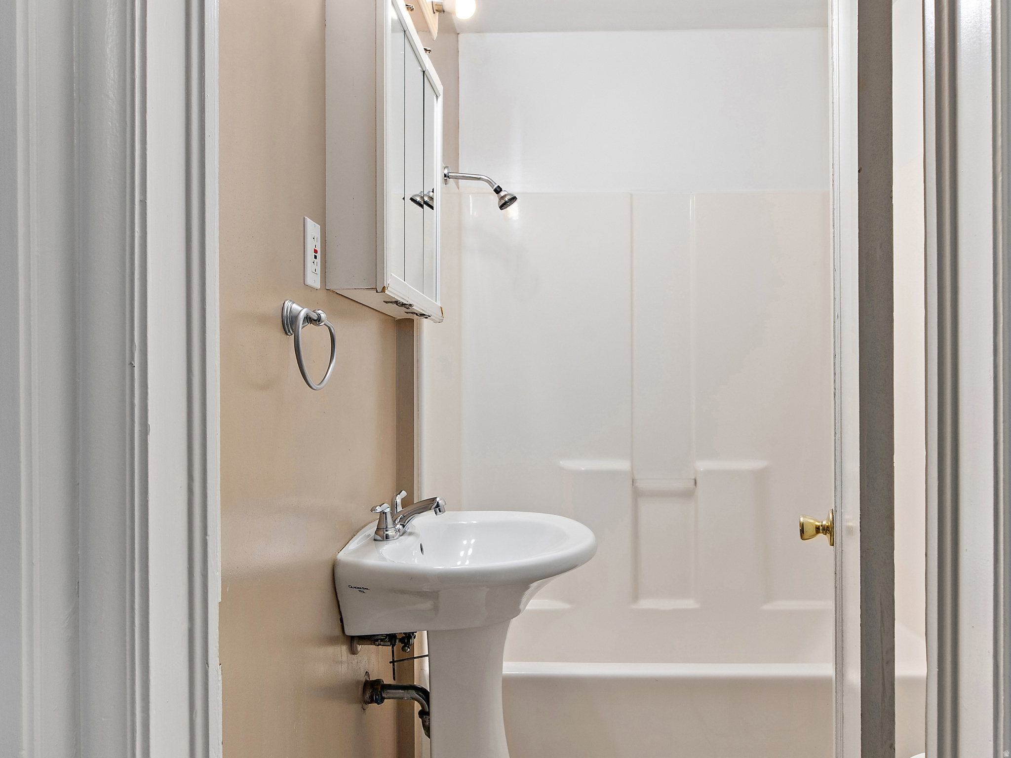 MOUNTAIR ACRES - Residential