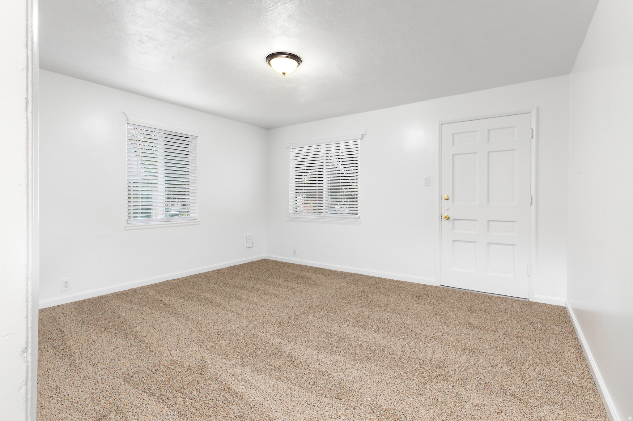 MOUNTAIR ACRES - Residential