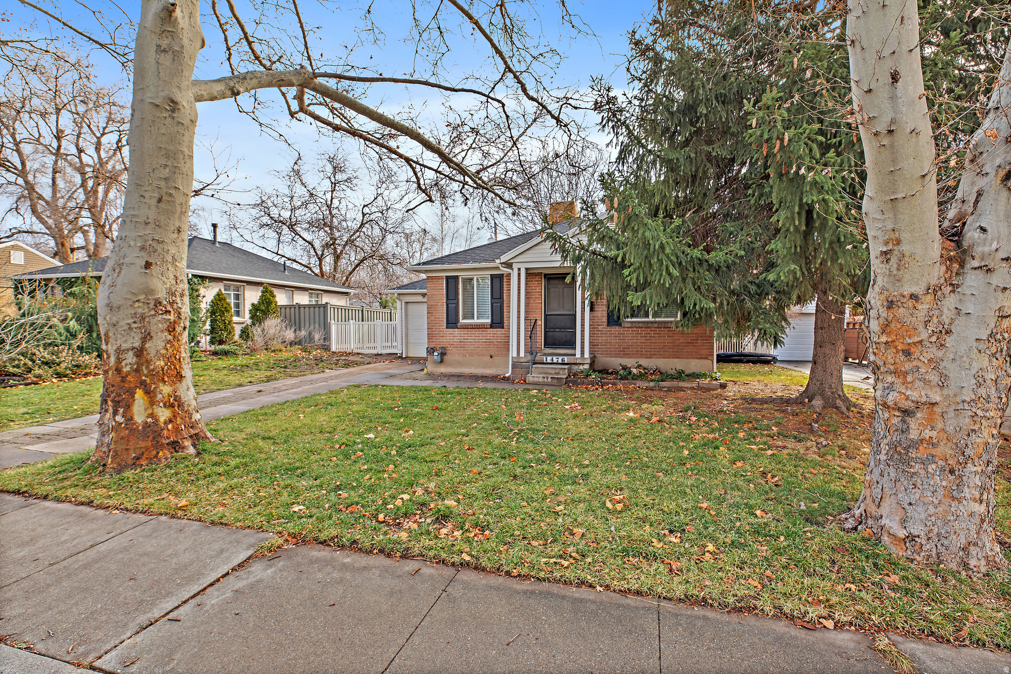 MOUNTAIR ACRES - Residential