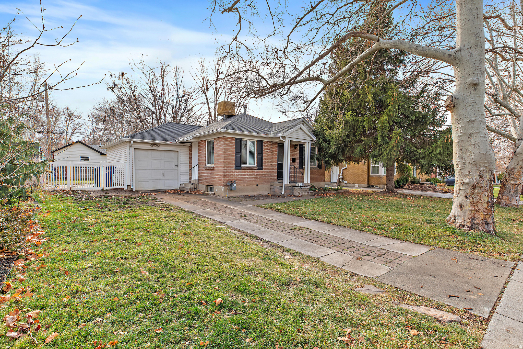 MOUNTAIR ACRES - Residential