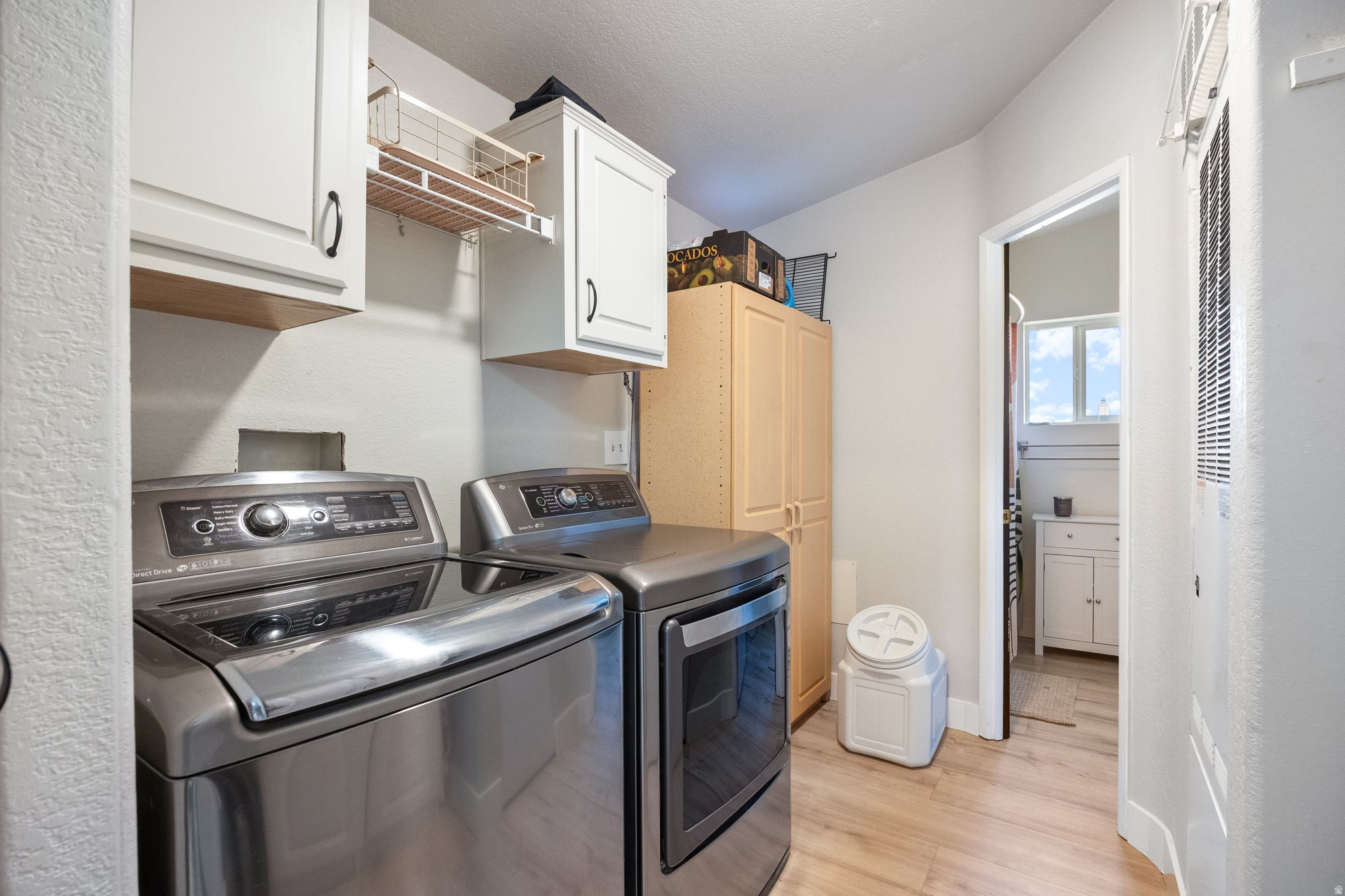 OAKBROOK - Residential